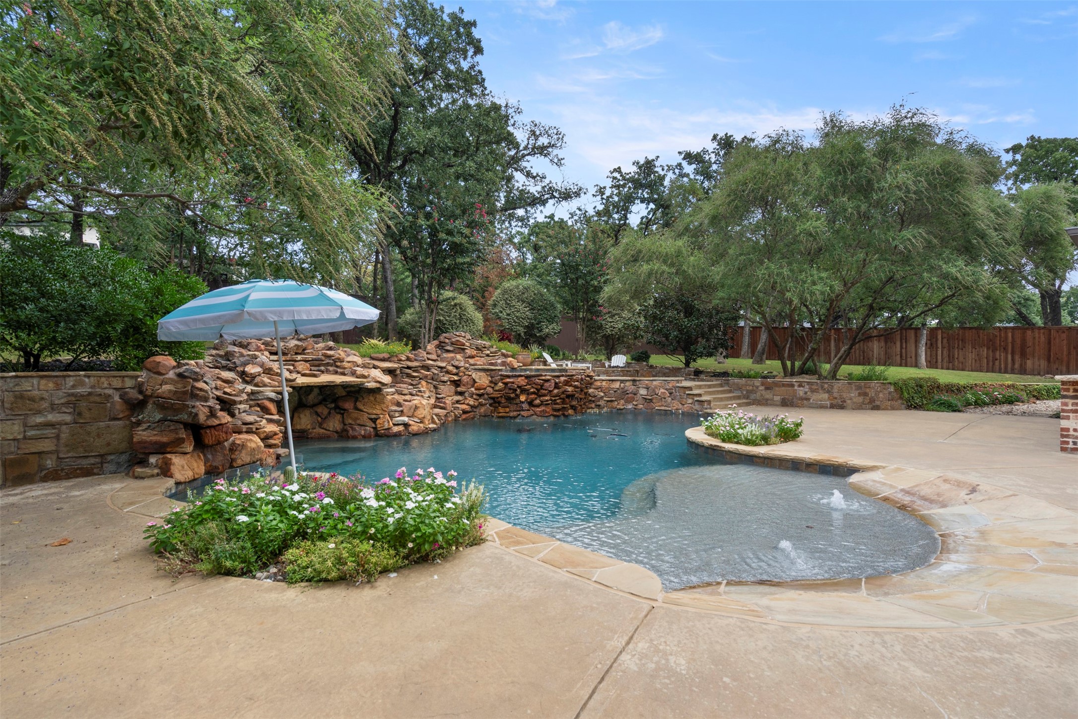 1609 Buckingham Drive