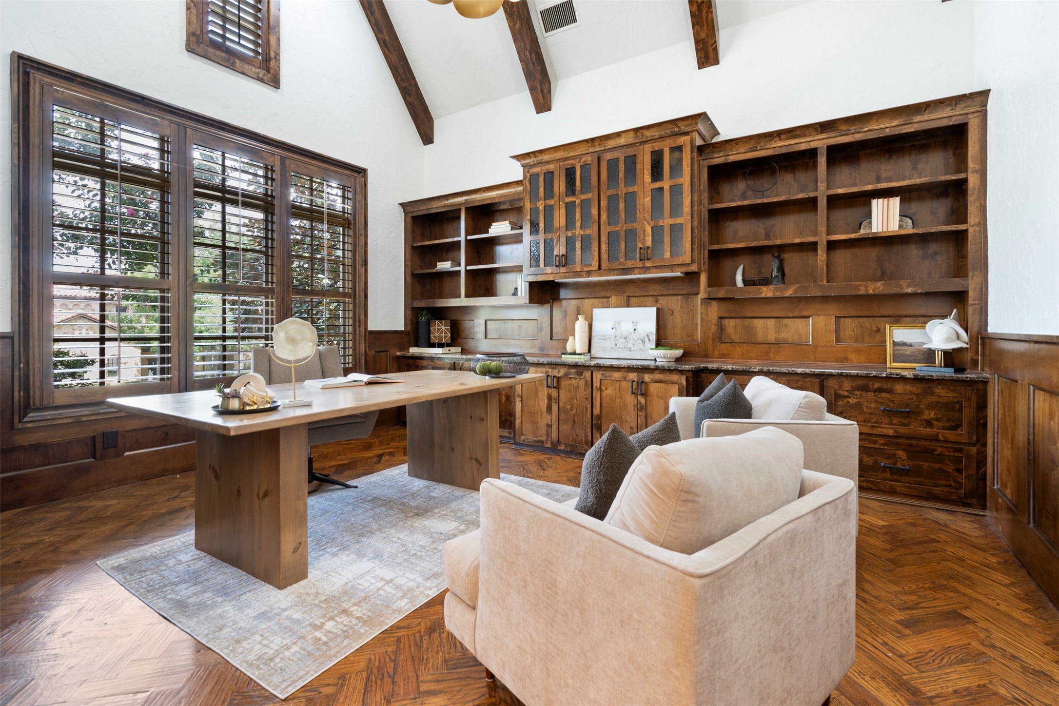 1609 Buckingham Drive