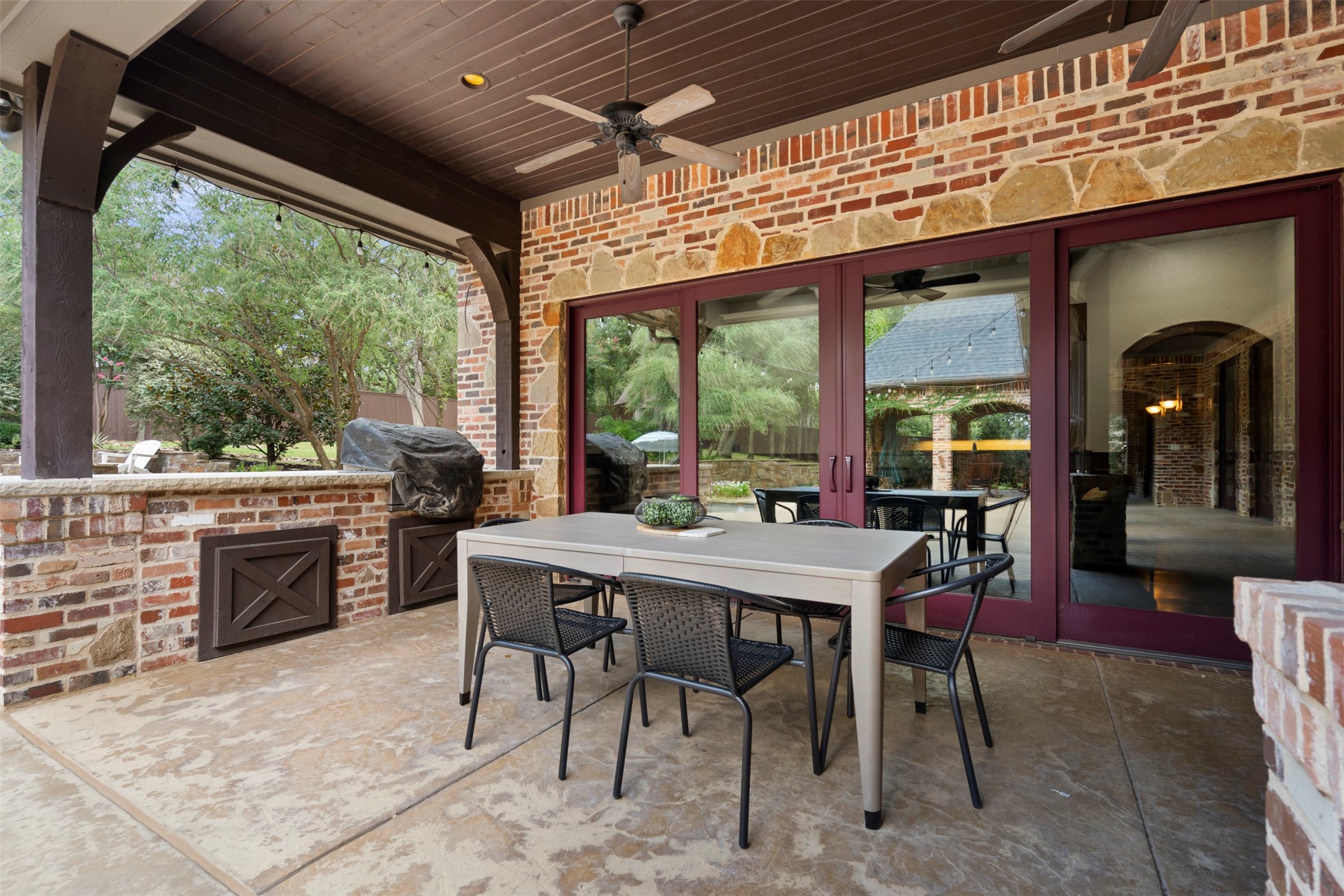 1609 Buckingham Drive