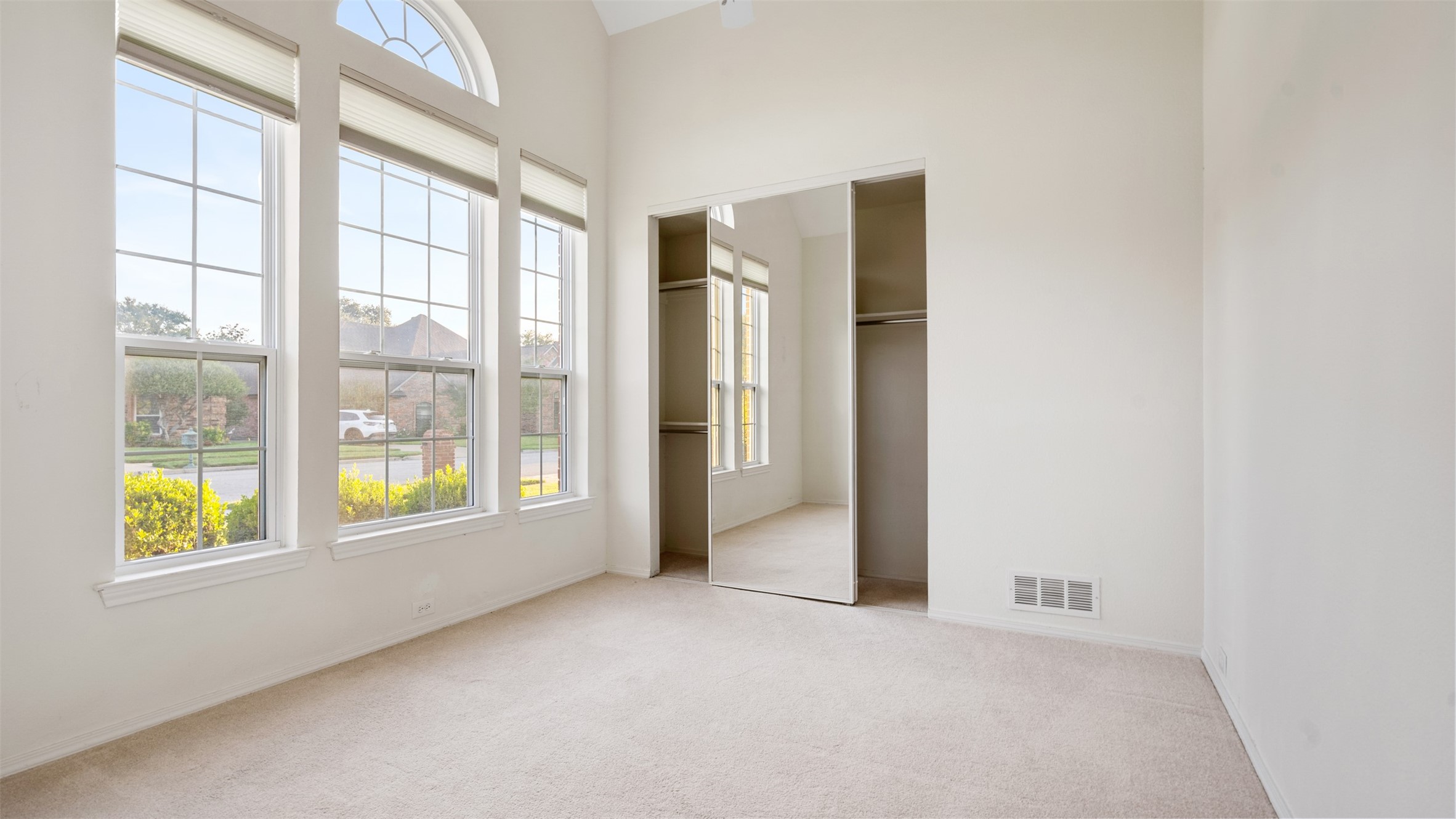 2508 Fox Glenn Circle
