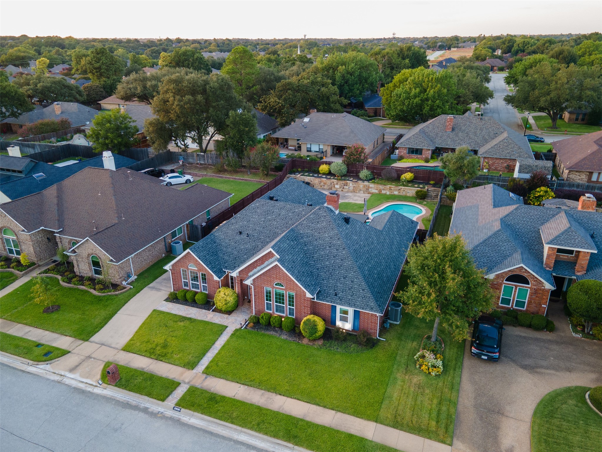 2508 Fox Glenn Circle