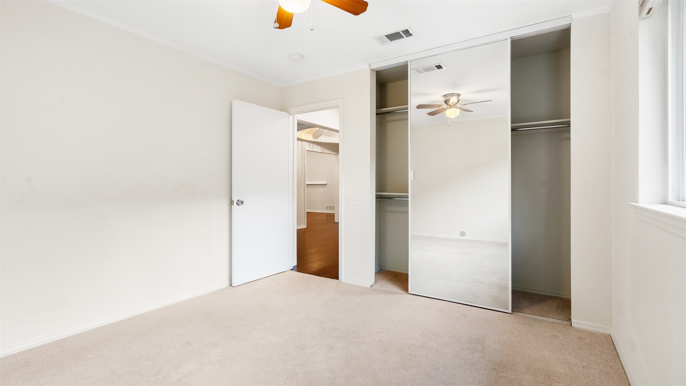 2508 Fox Glenn Circle