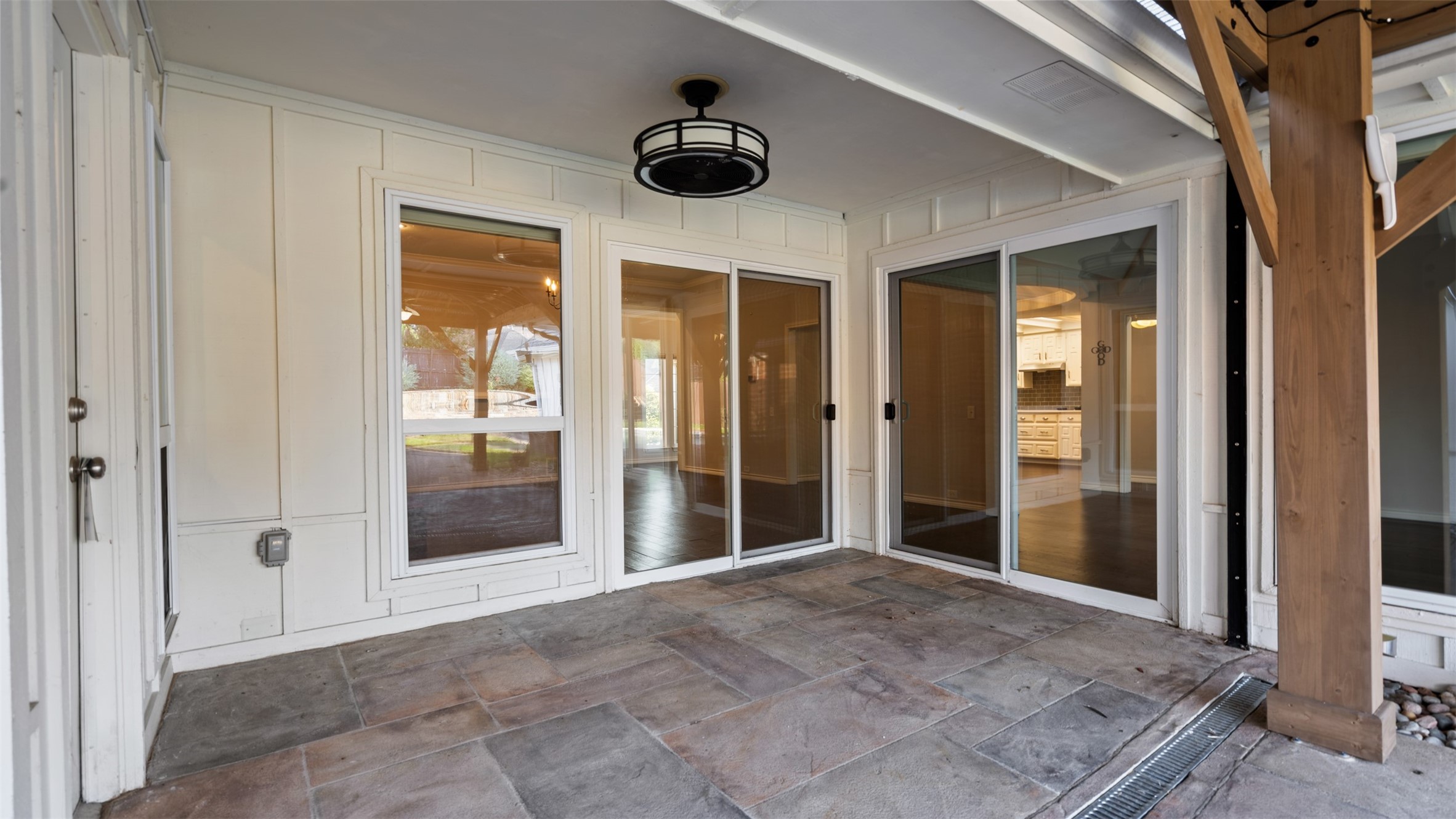 2508 Fox Glenn Circle