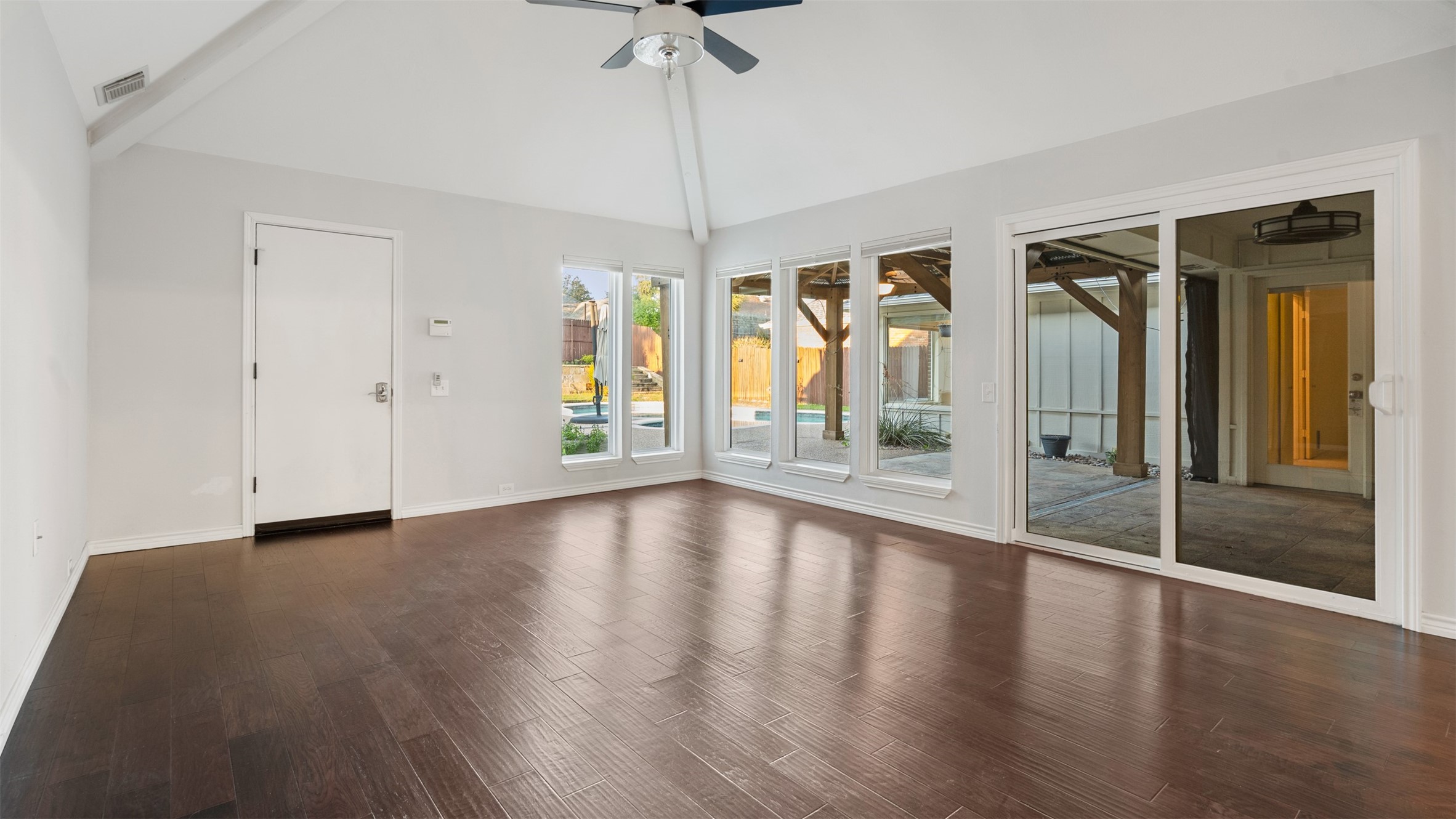 2508 Fox Glenn Circle