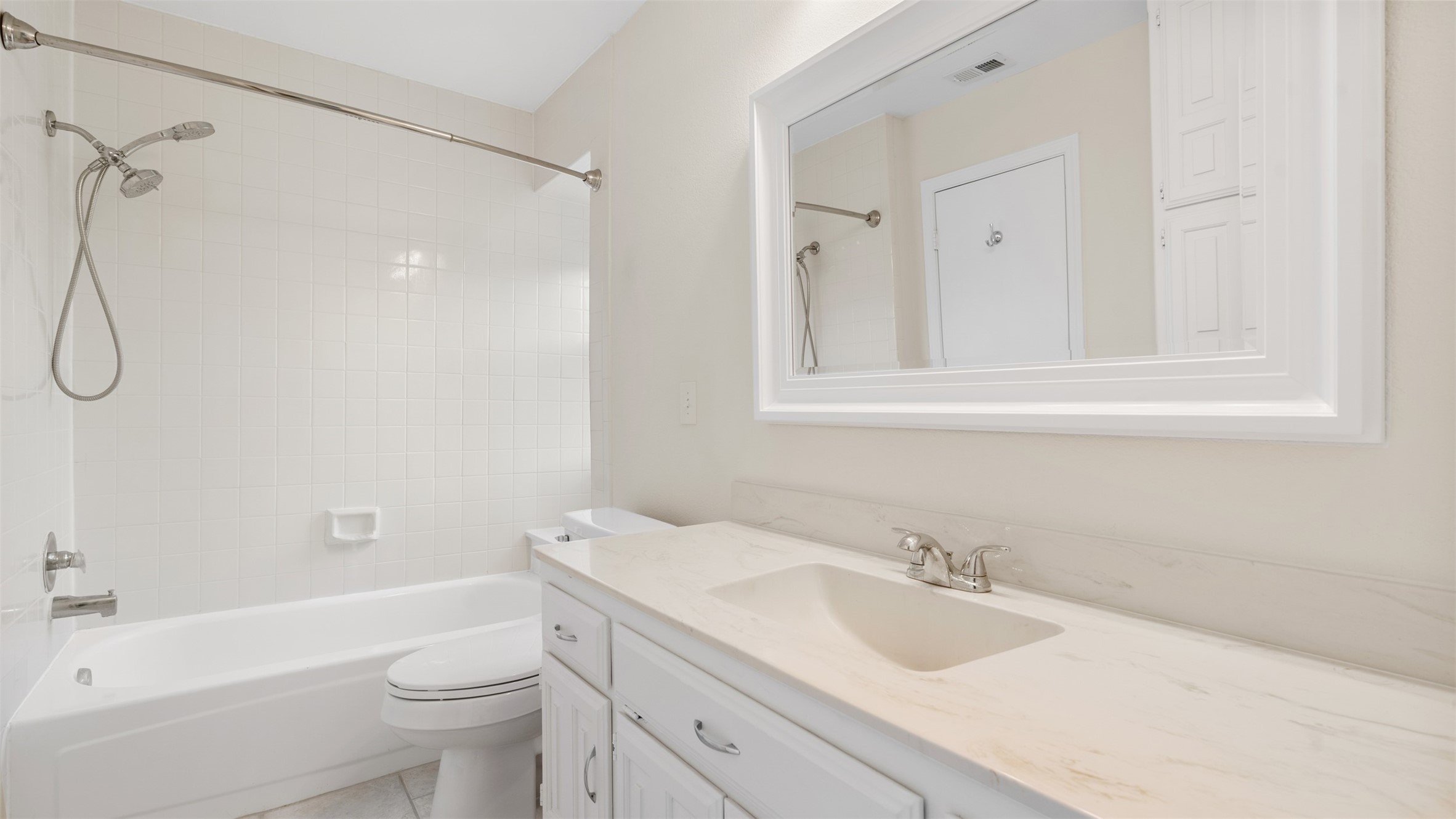 2508 Fox Glenn Circle