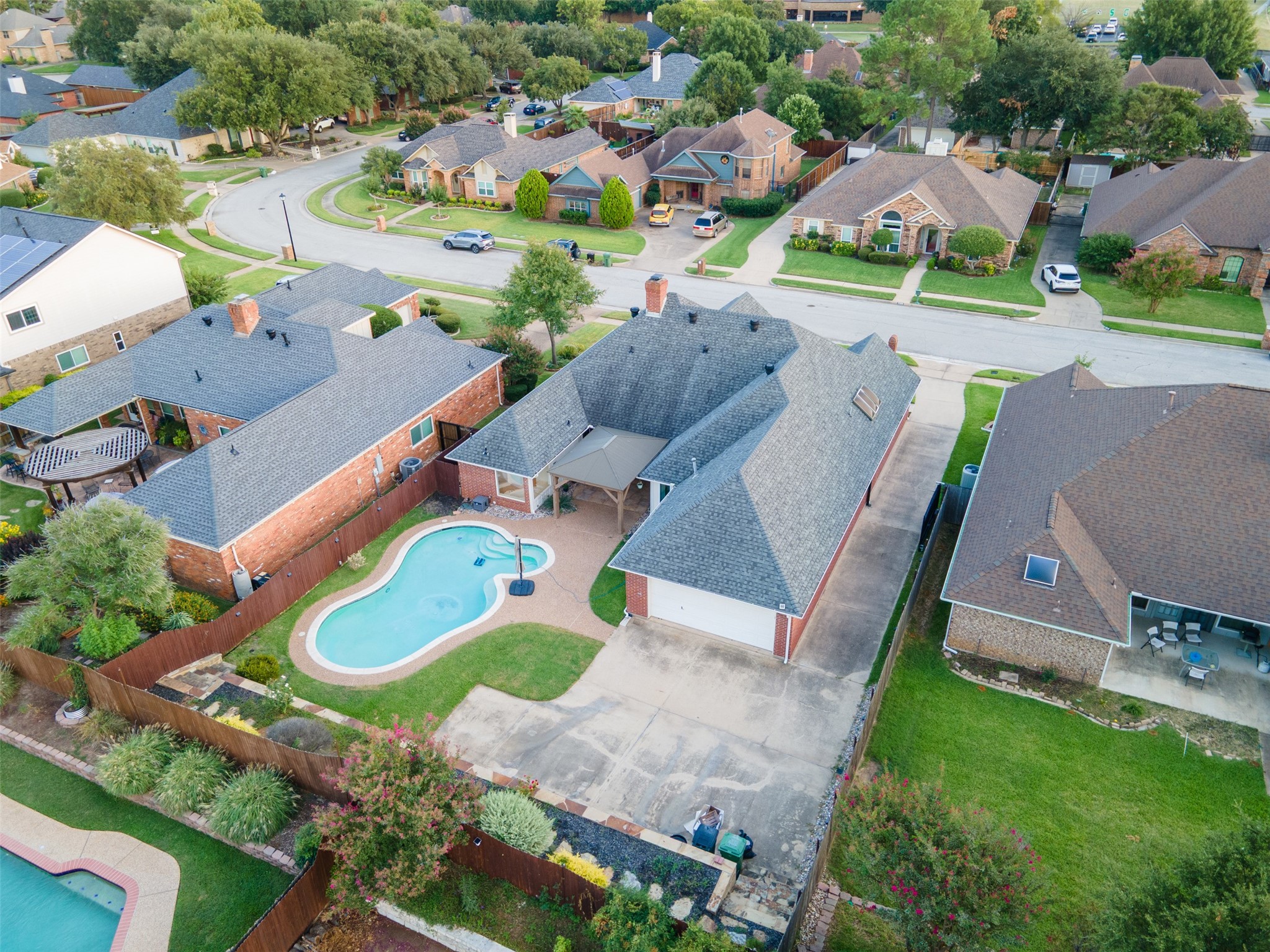 2508 Fox Glenn Circle
