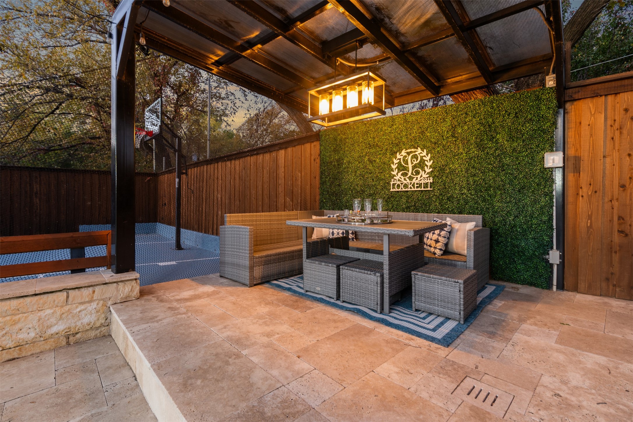 2342 King Richard Drive