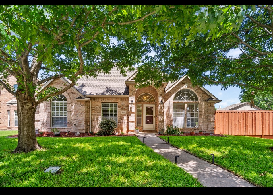 3305 Felicia Court