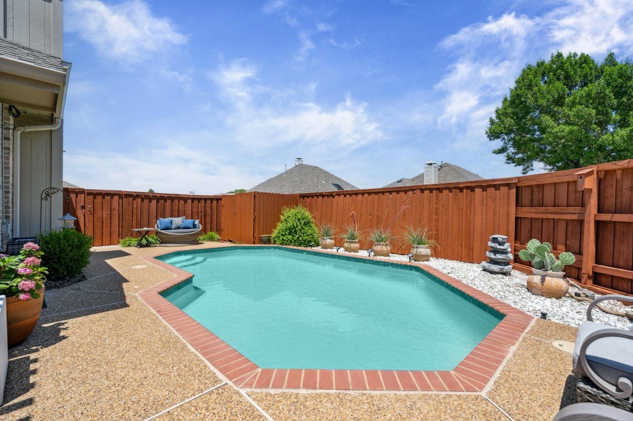 3305 Felicia Court