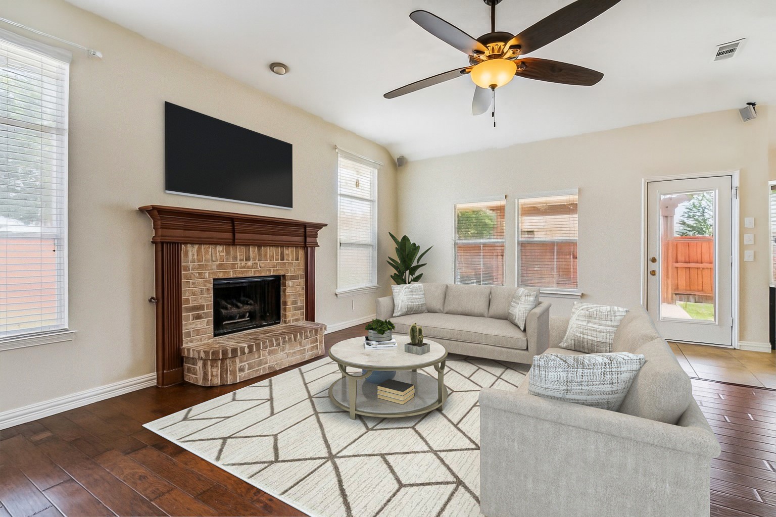 3305 Felicia Court