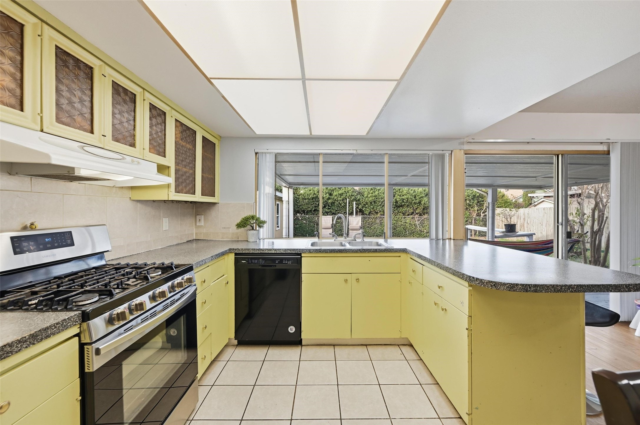 330 W Grenoble Drive
