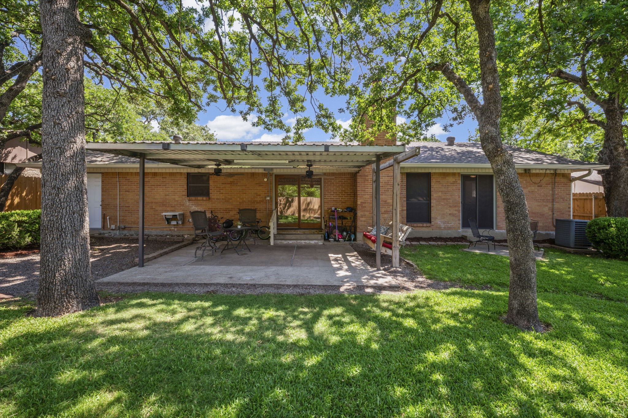 28 Coffee Tavern Road