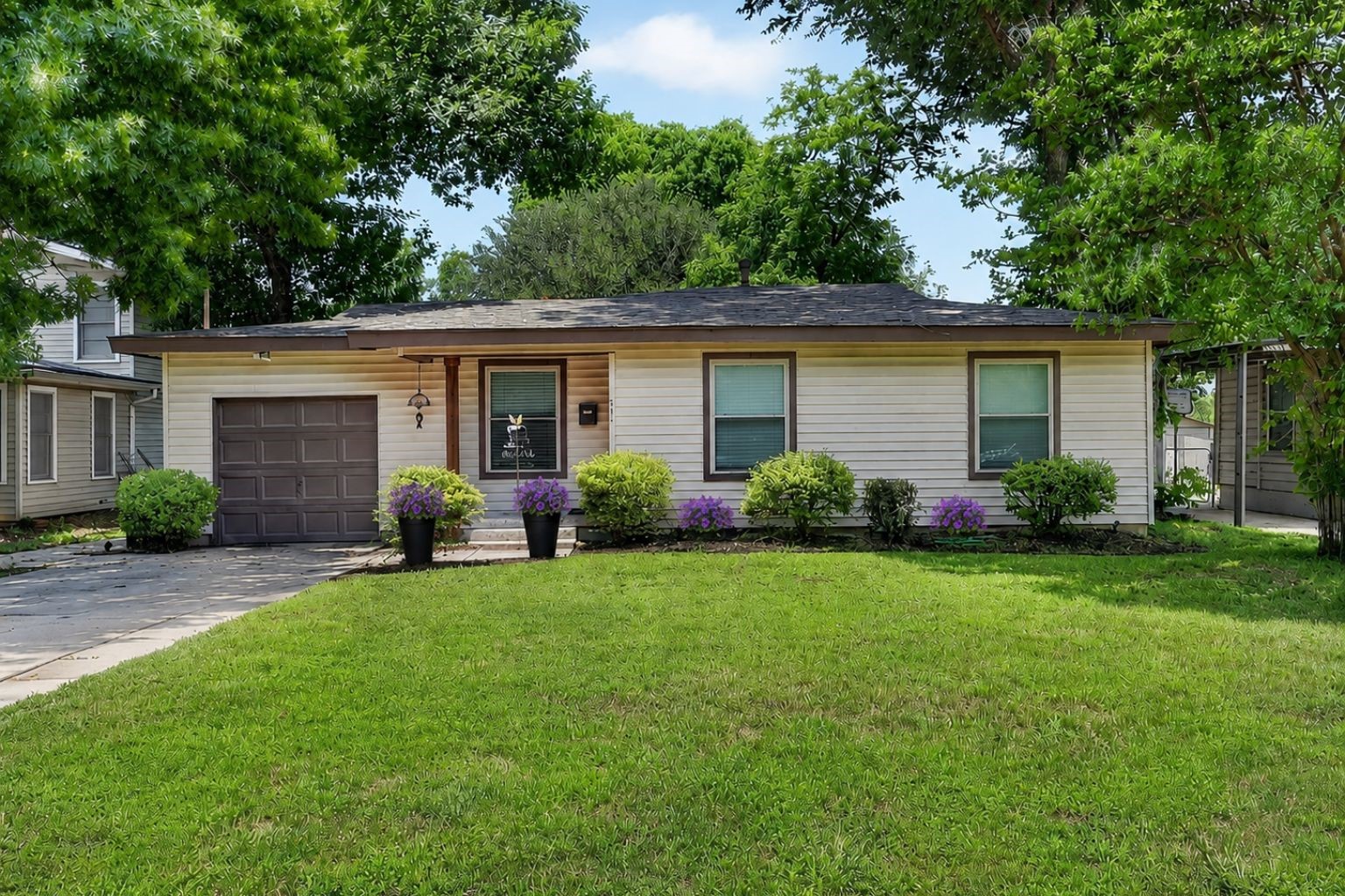 601 Circle Drive