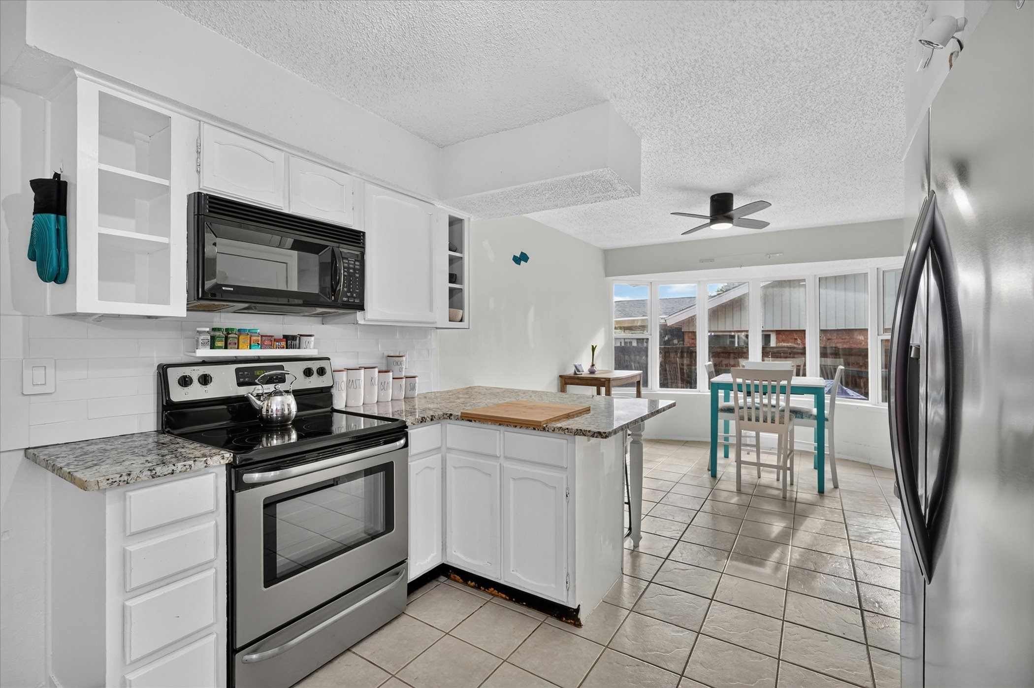 2806 Holy Cross Lane