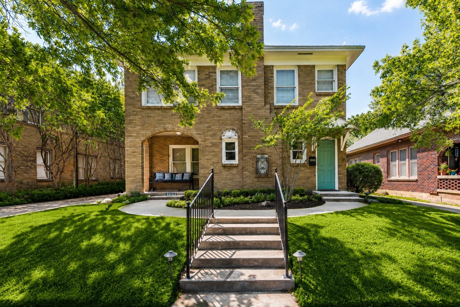 3030 Willing Avenue