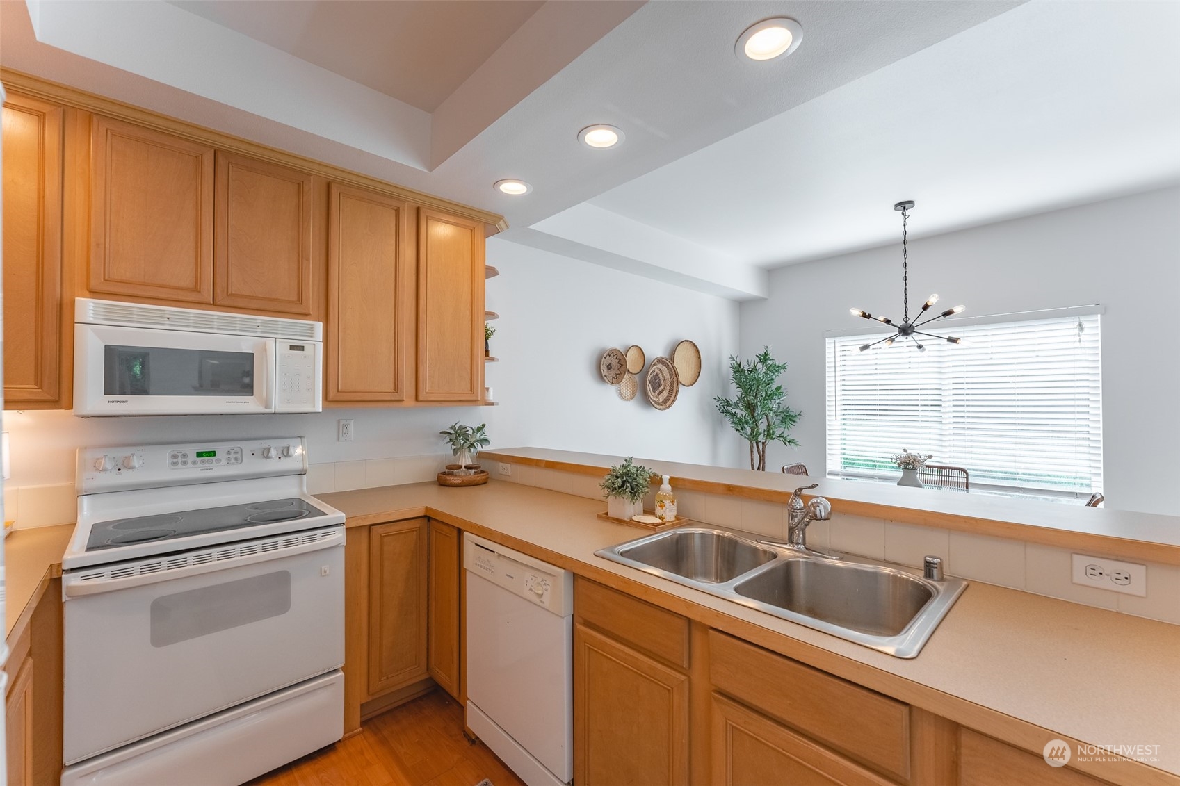 4625 Celia Way #102