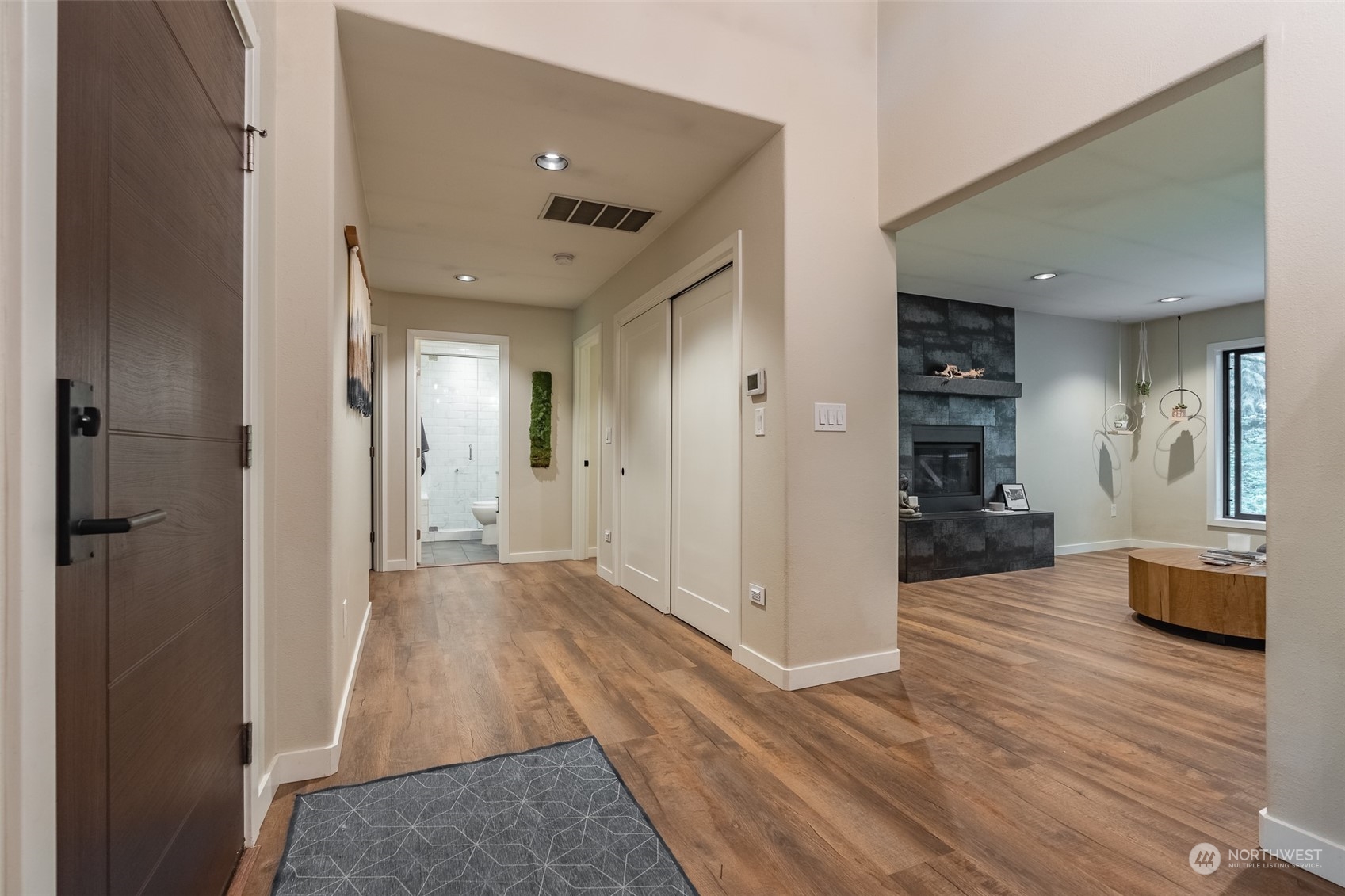 4 Cayuse Court