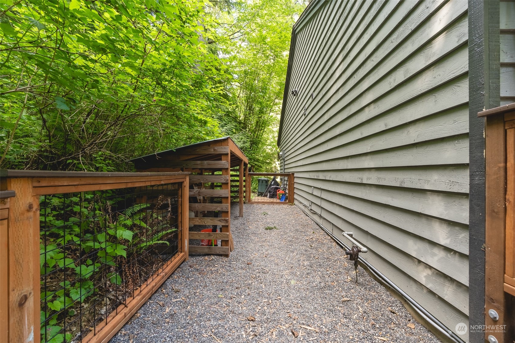 4 Cayuse Court