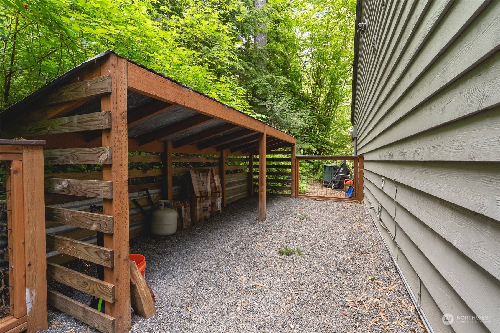 4 Cayuse Court