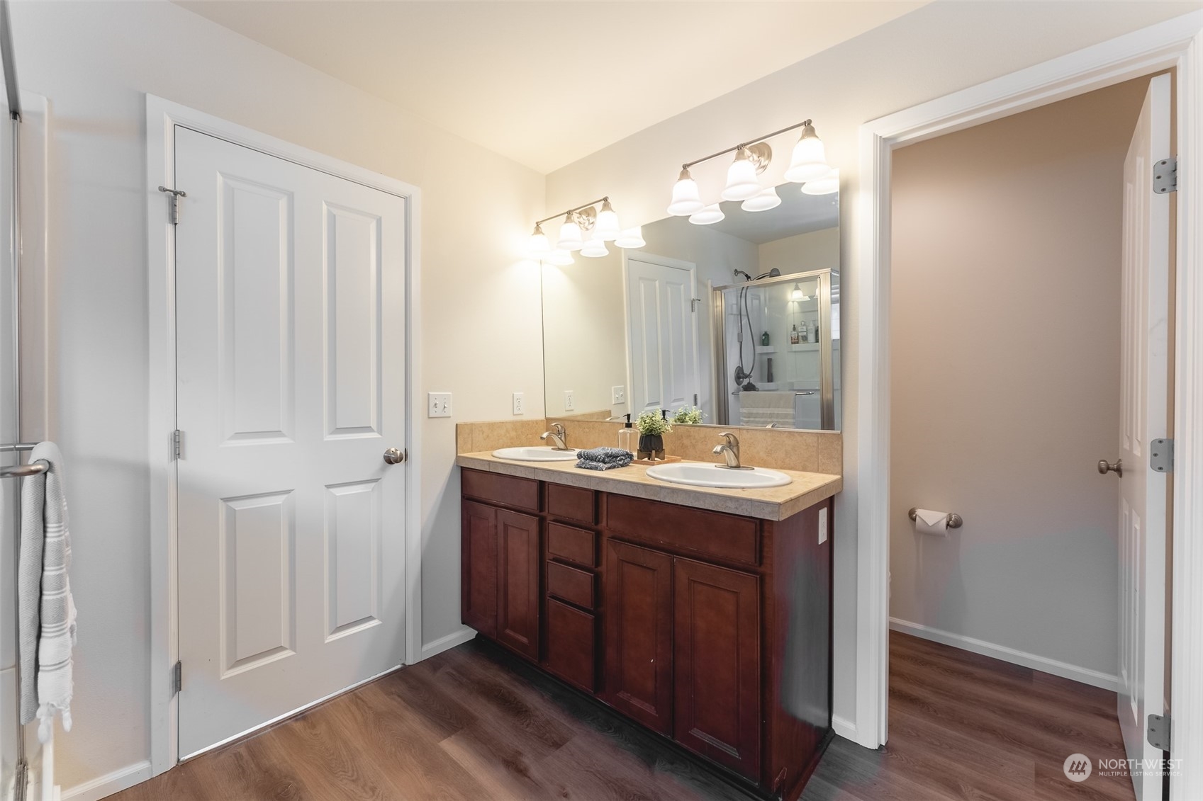 348 Tremont Avenue