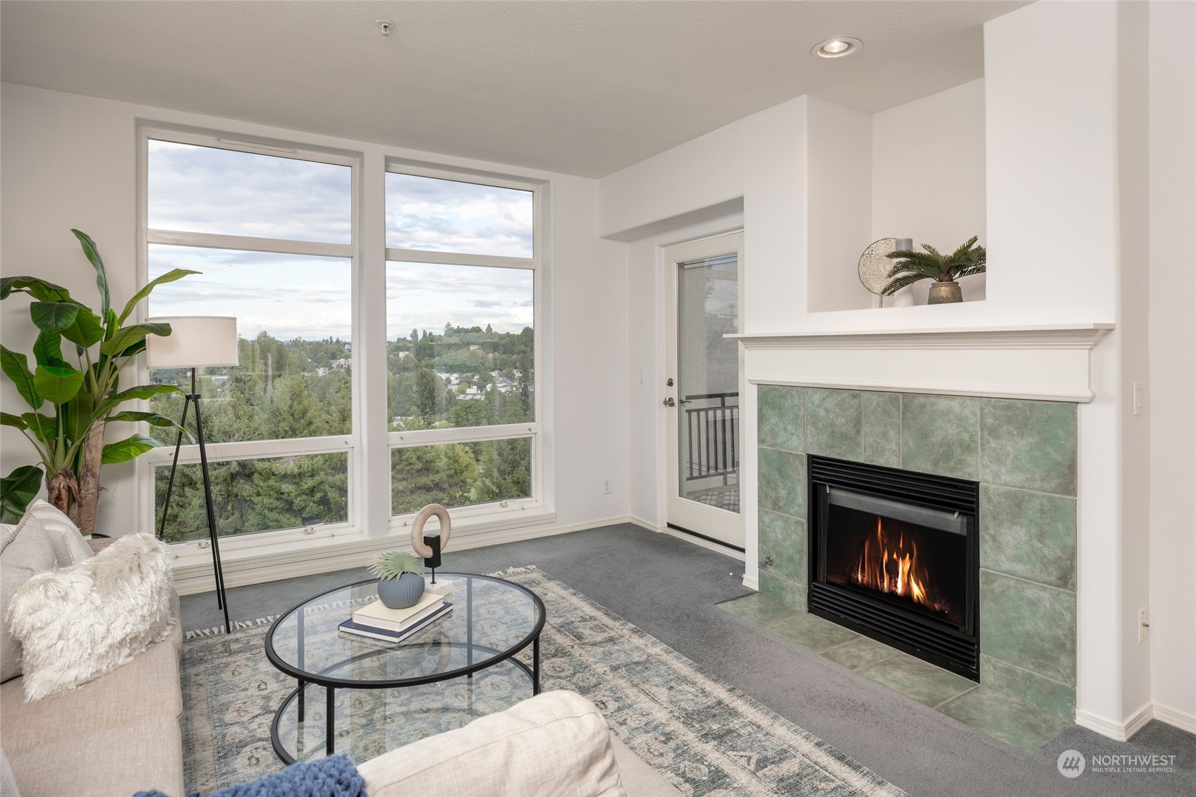 3221 SW Avalon Way #305