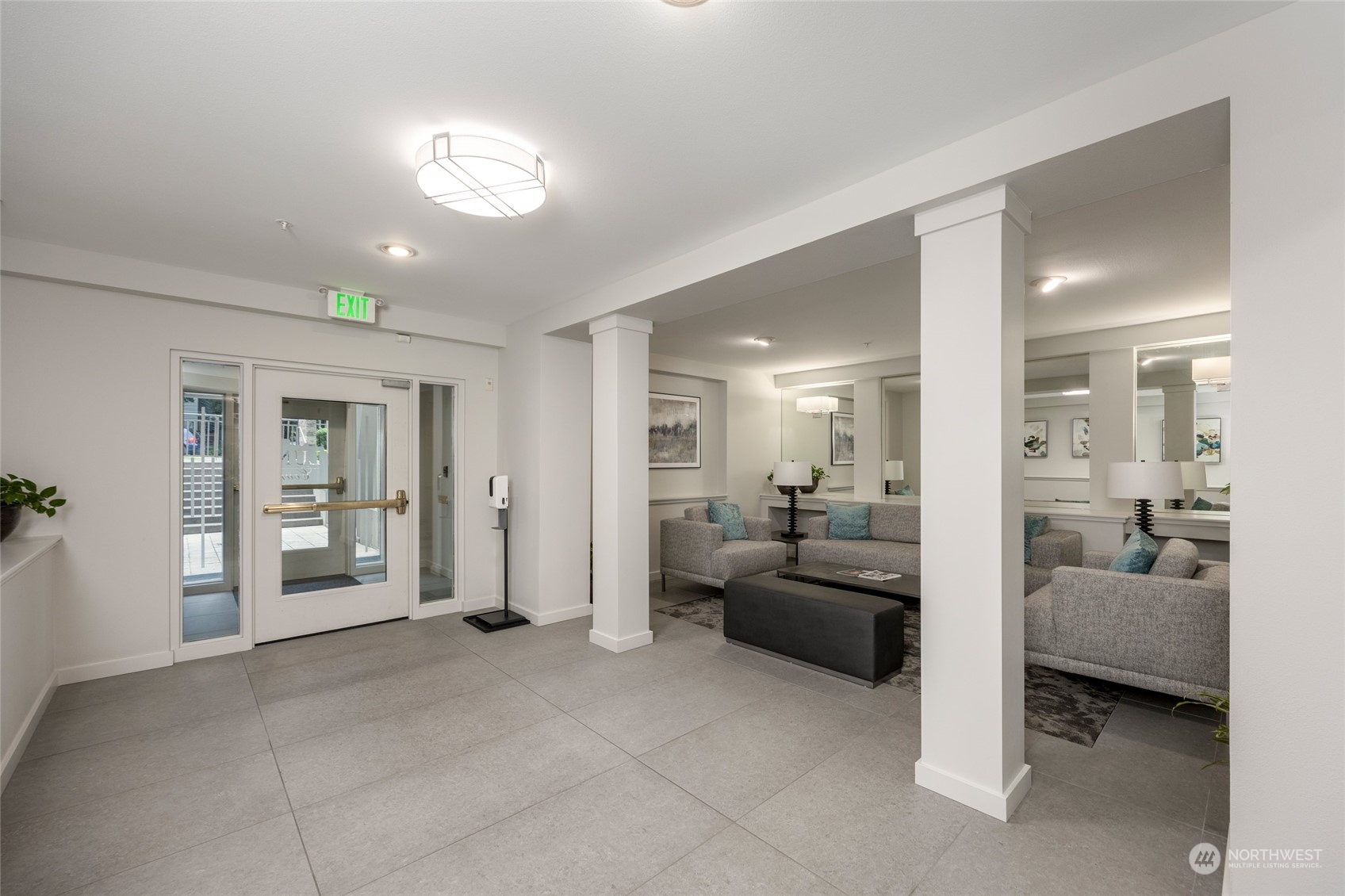 3221 SW Avalon Way #305