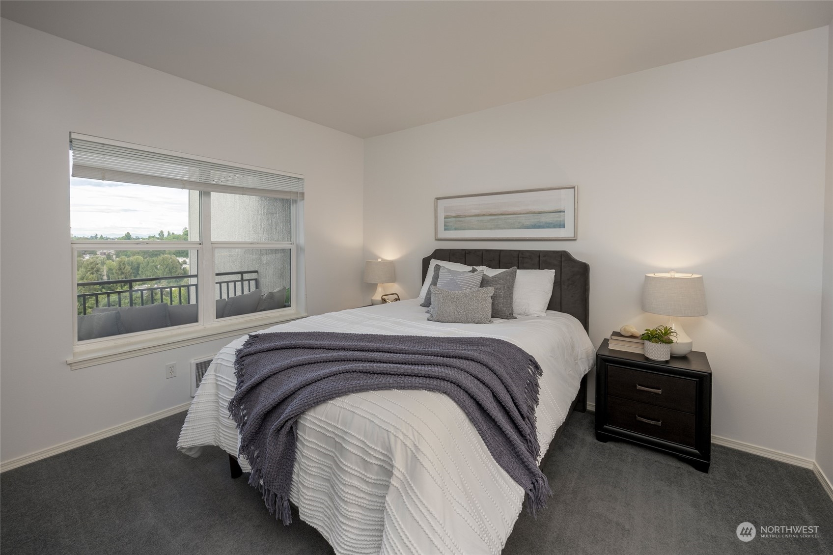 3221 SW Avalon Way #305