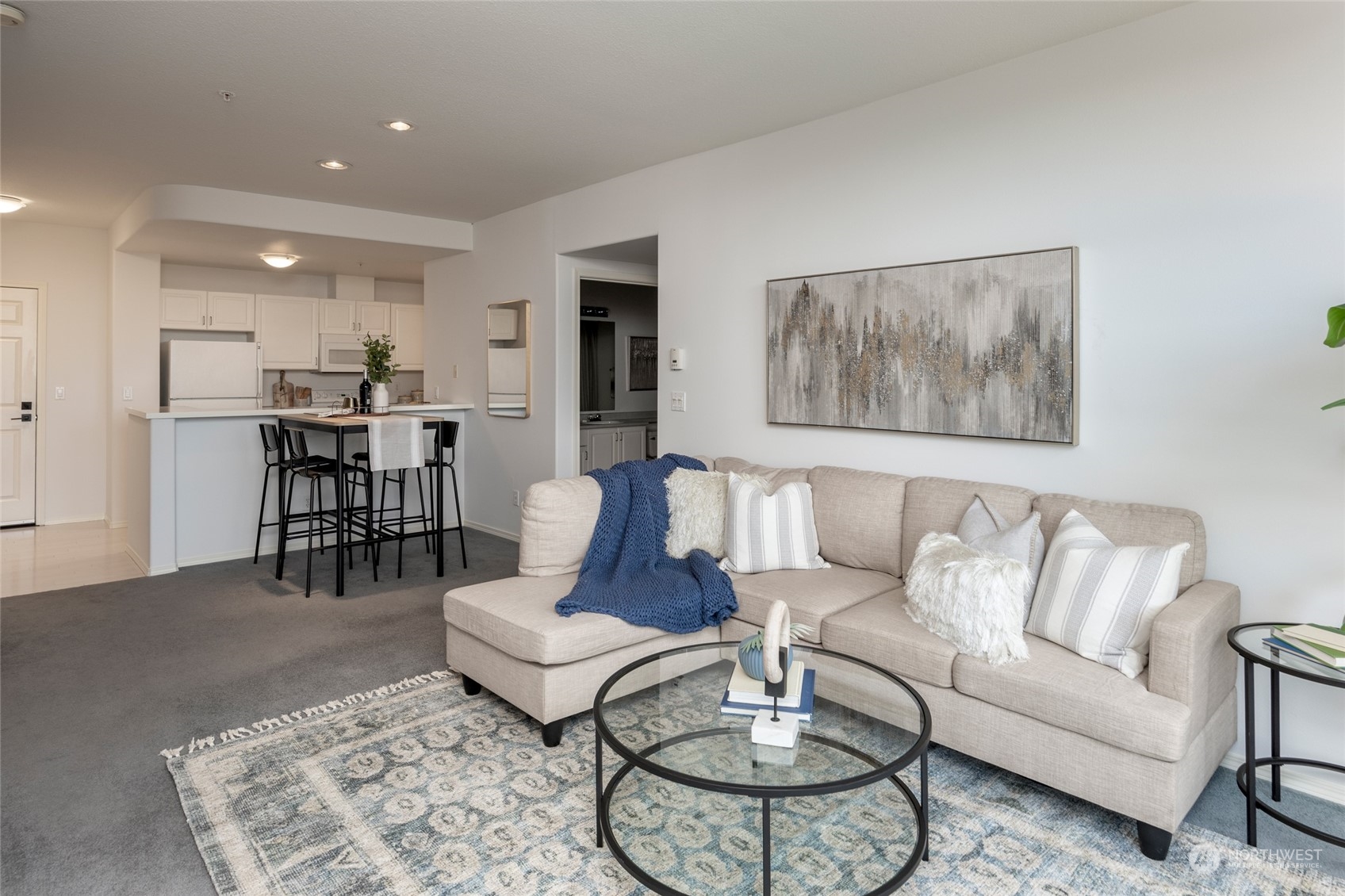 3221 SW Avalon Way #305