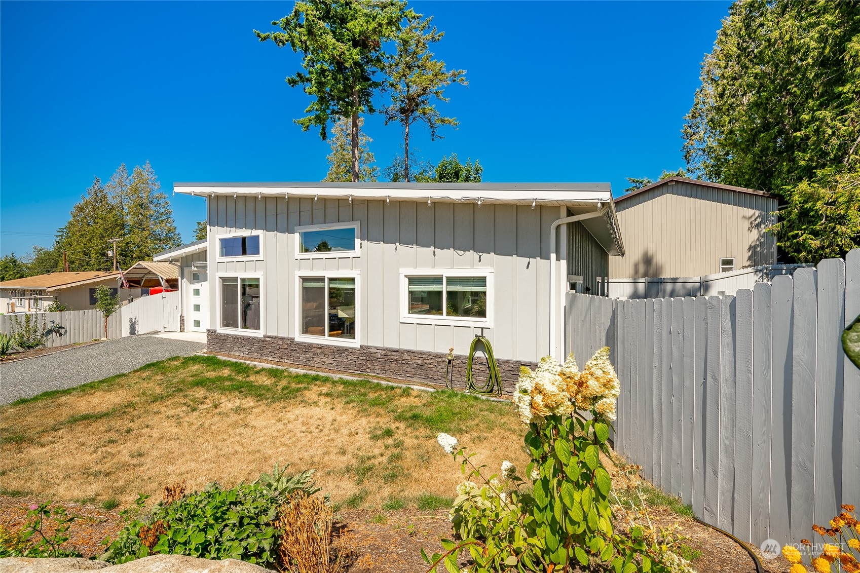 4725 Neptune Circle