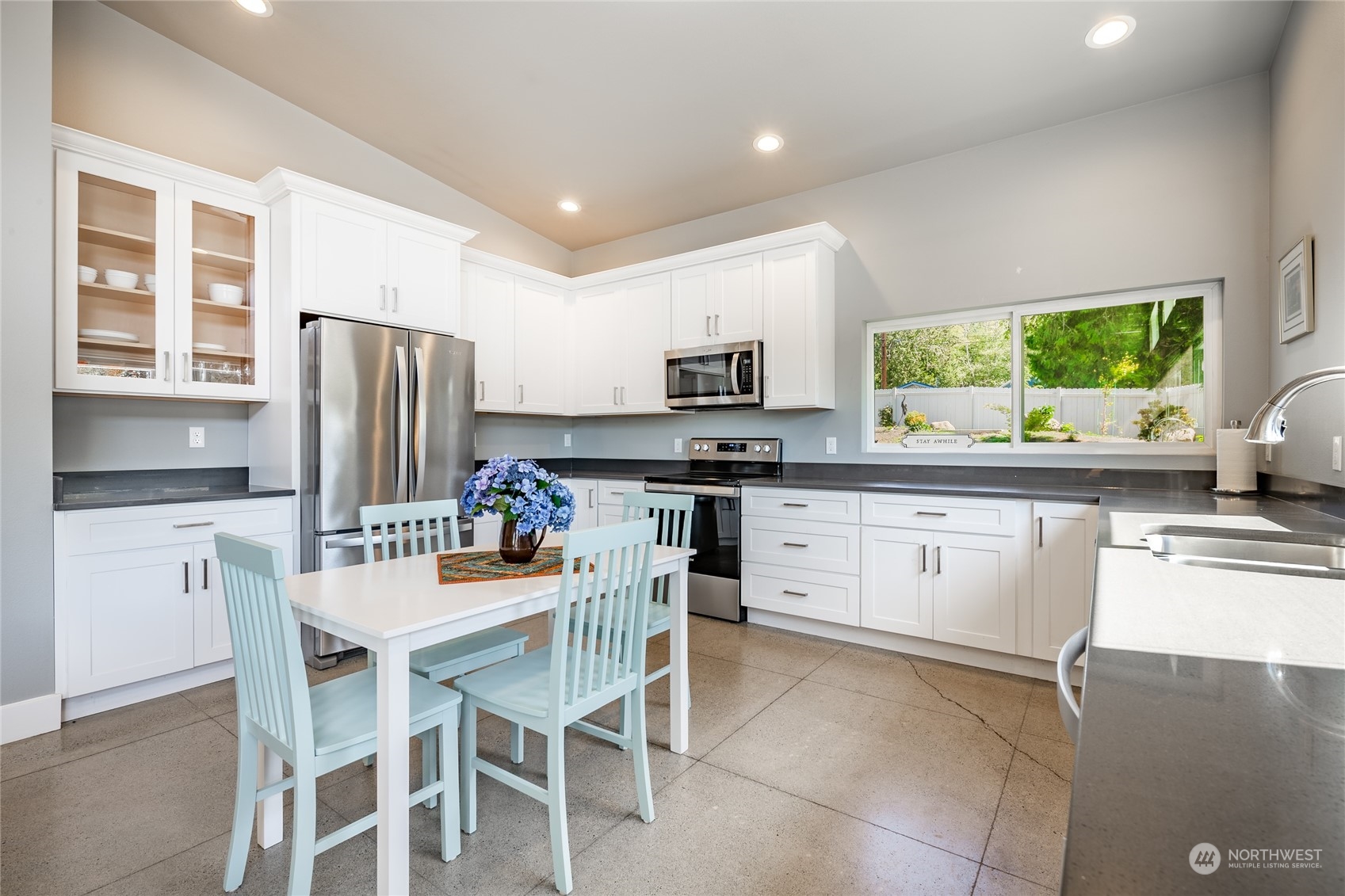 4725 Neptune Circle