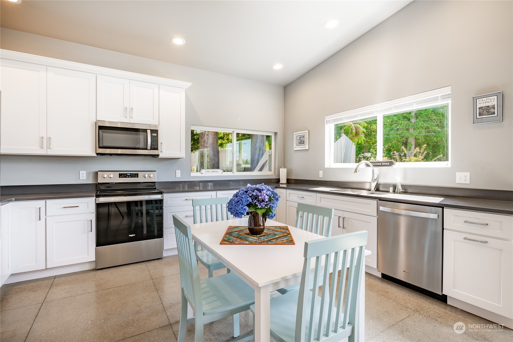 4725 Neptune Circle
