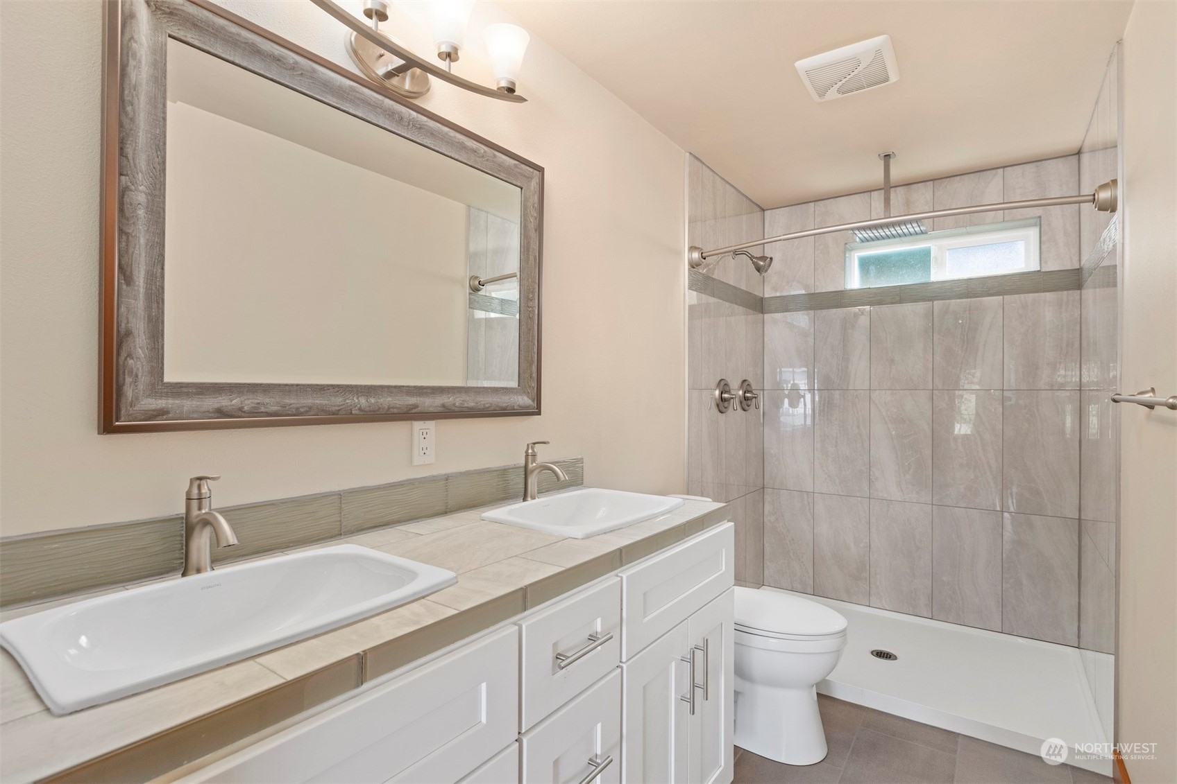 1311 Roma Road
