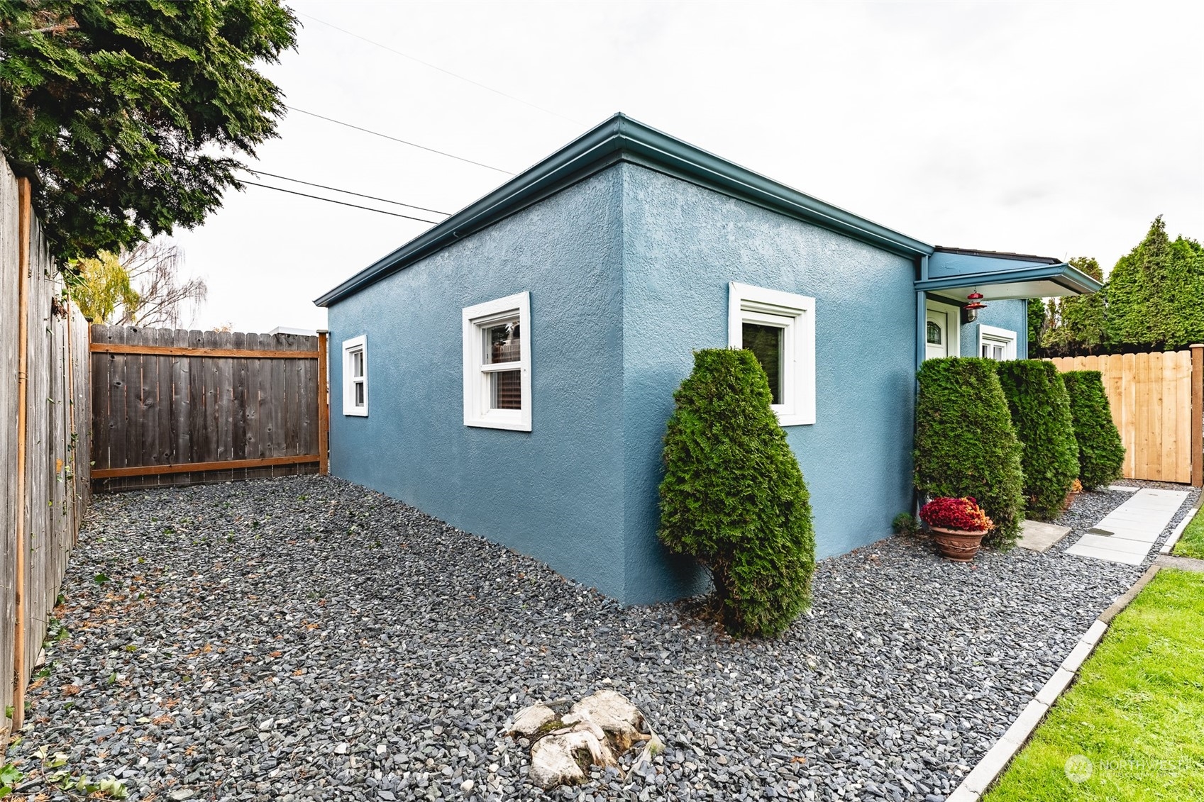 2318 Pacific Street
