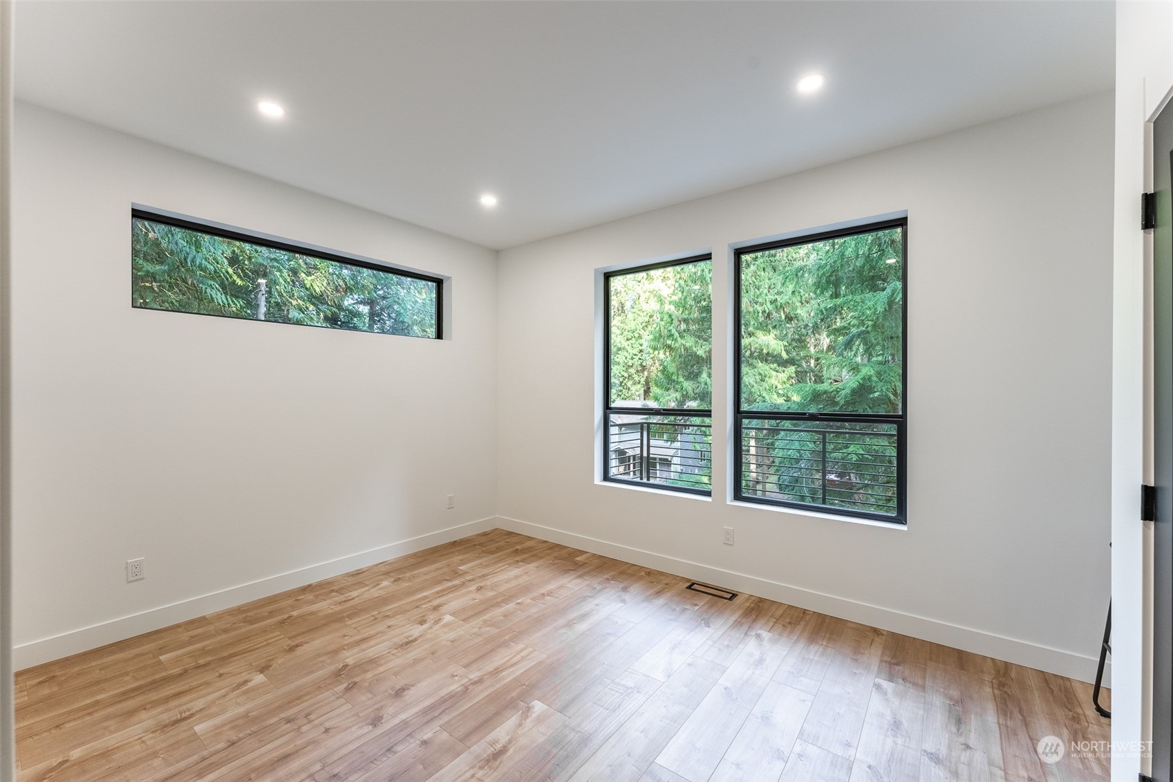 16 Canyon Court