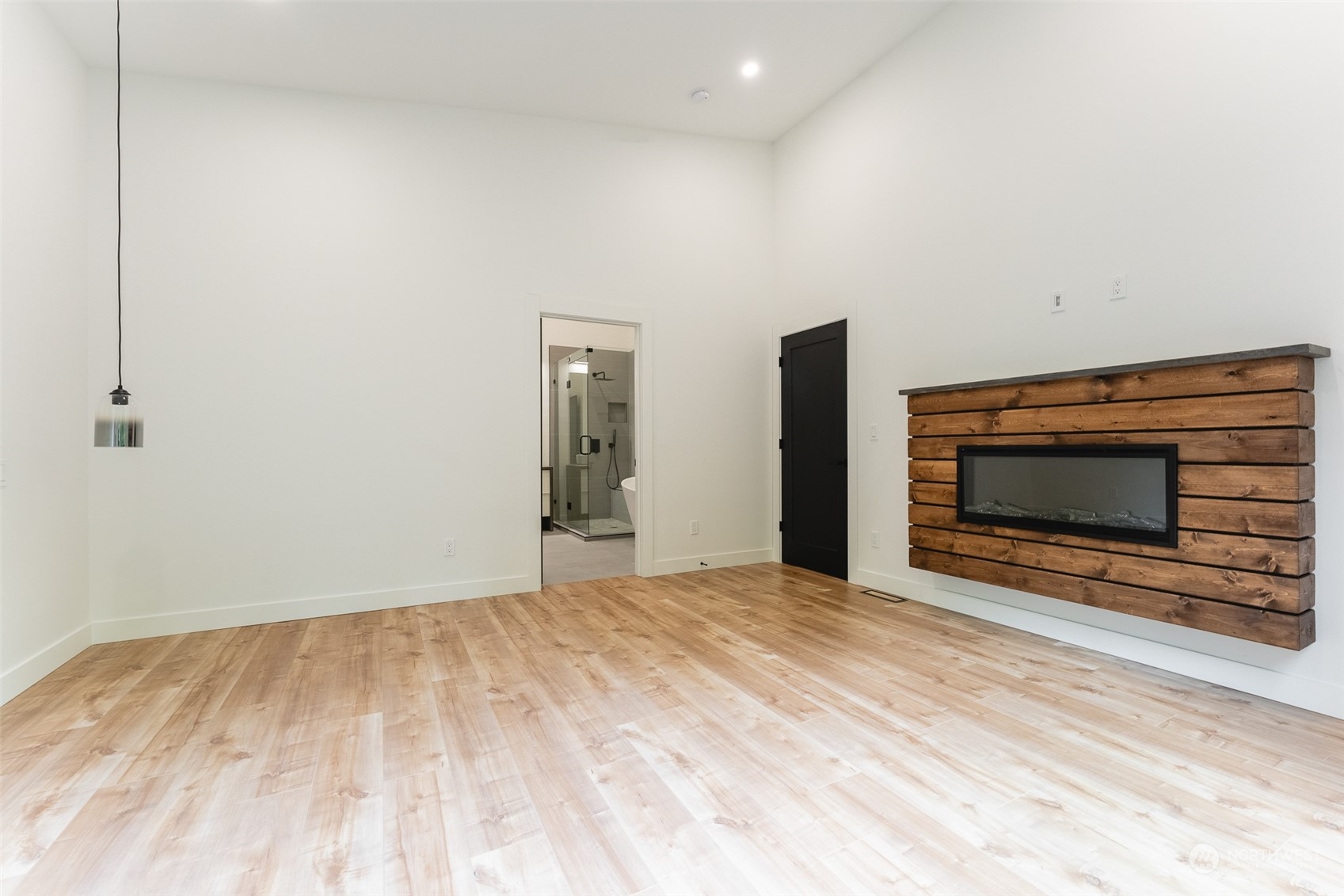 16 Canyon Court
