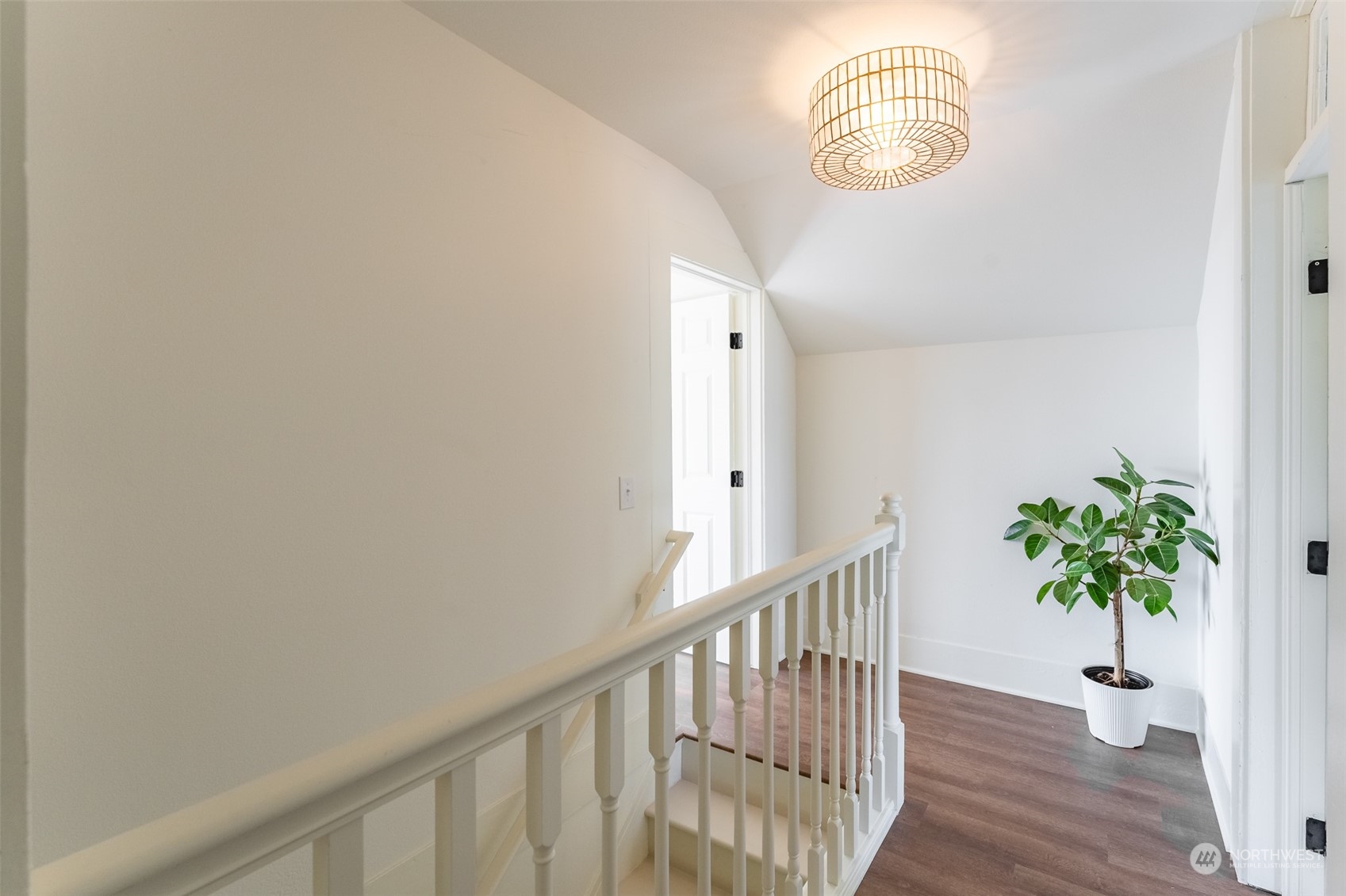 942 3rd street