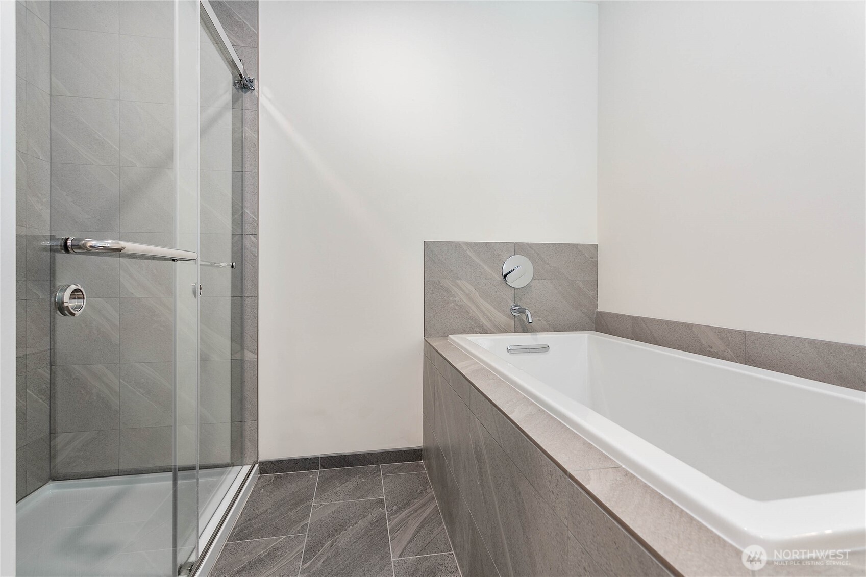 1025 Granary #303