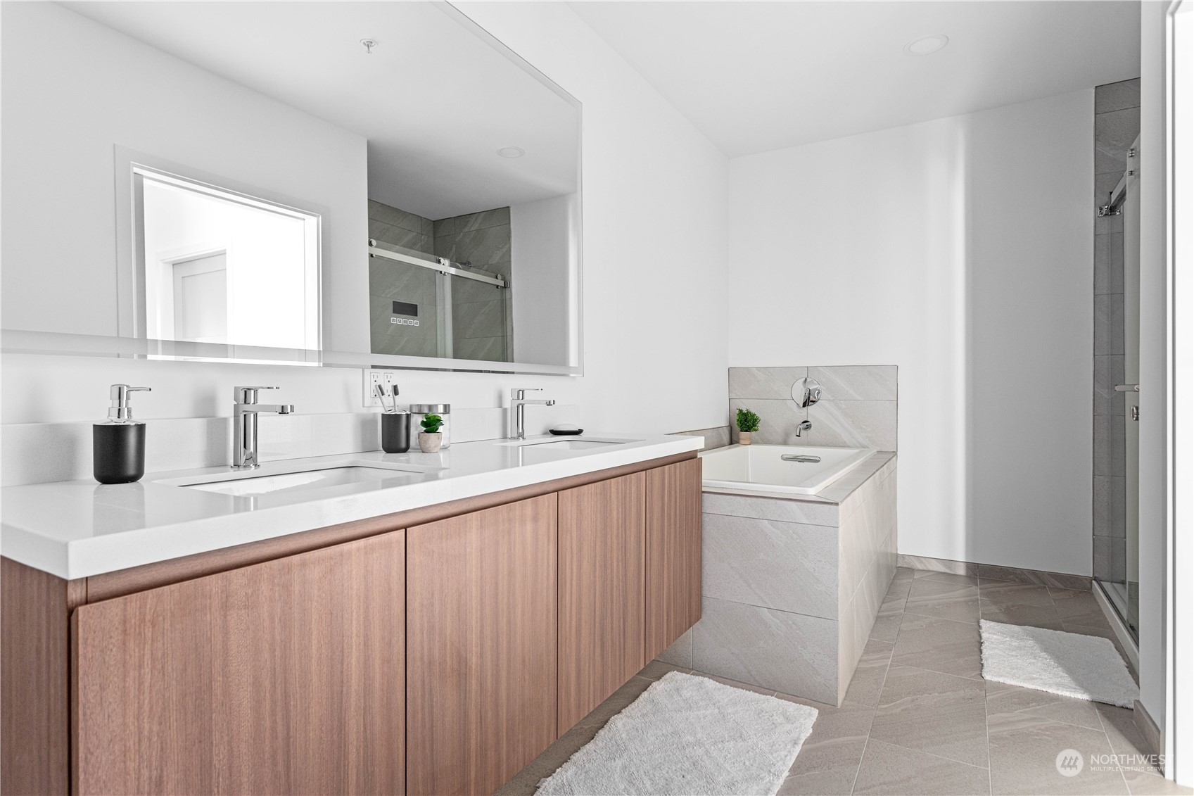 1025 Granary Avenue #204