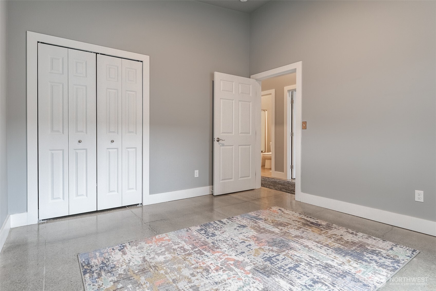 4725 Neptune Circle