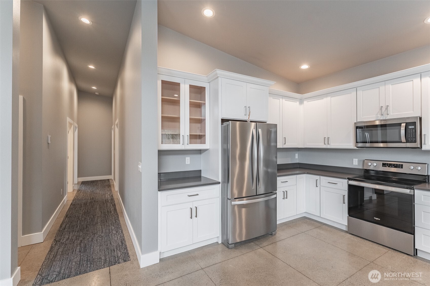 4725 Neptune Circle