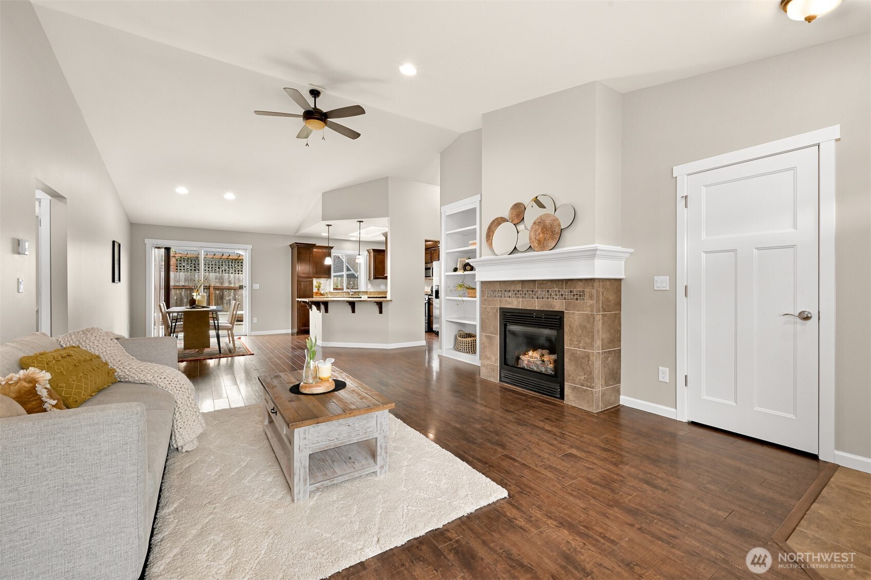 5566 Fisher Place