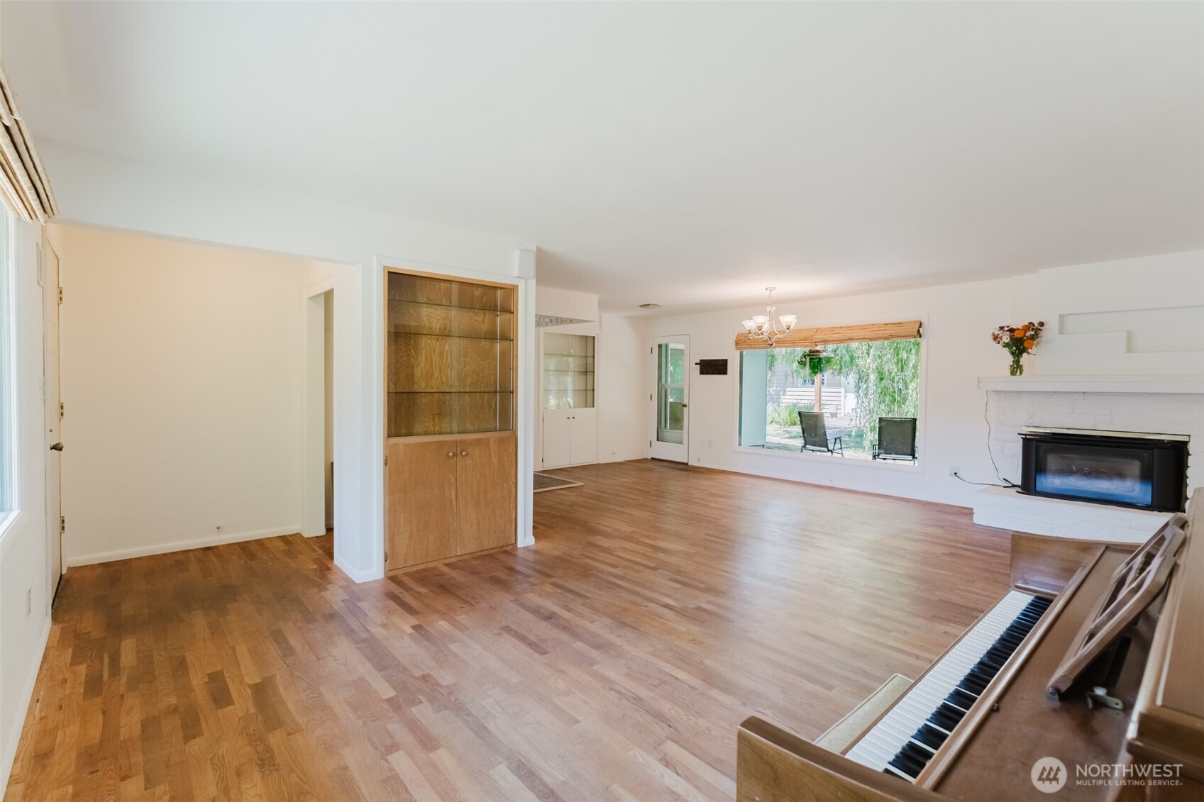 1372 Marine Drive