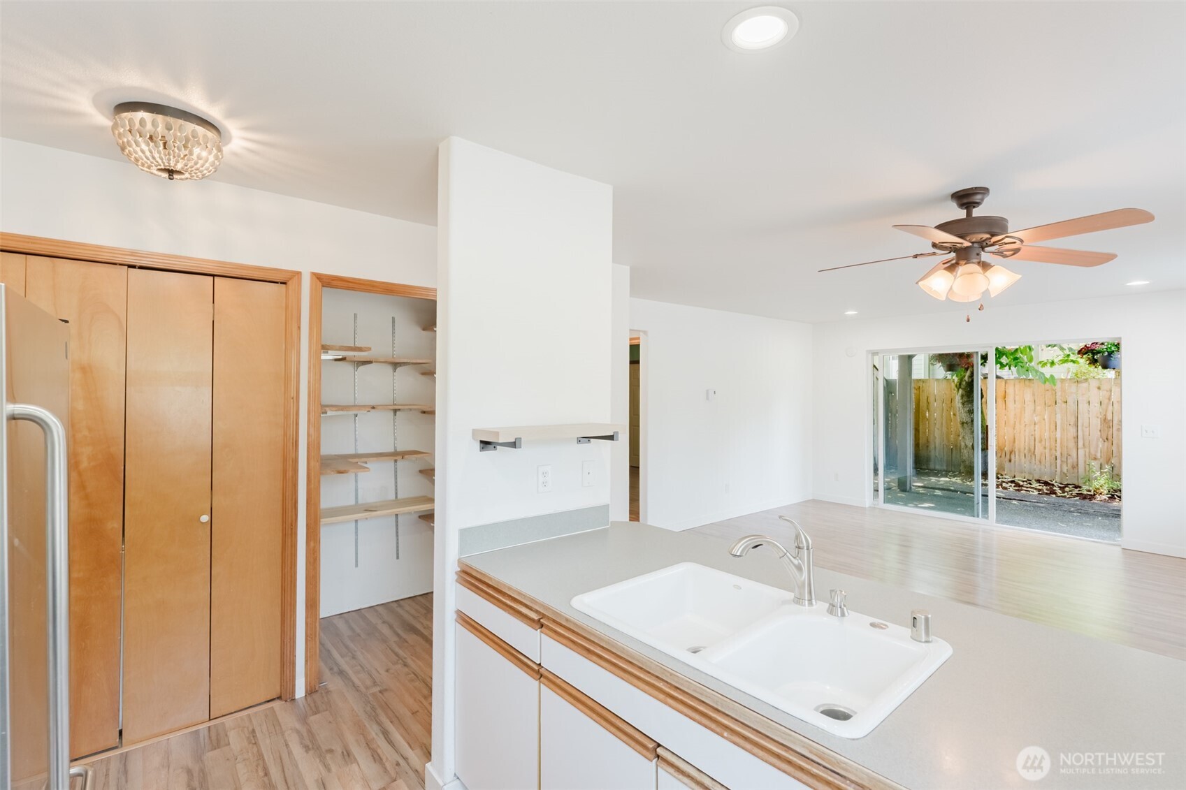 3374 Southbend Place Unit: 101