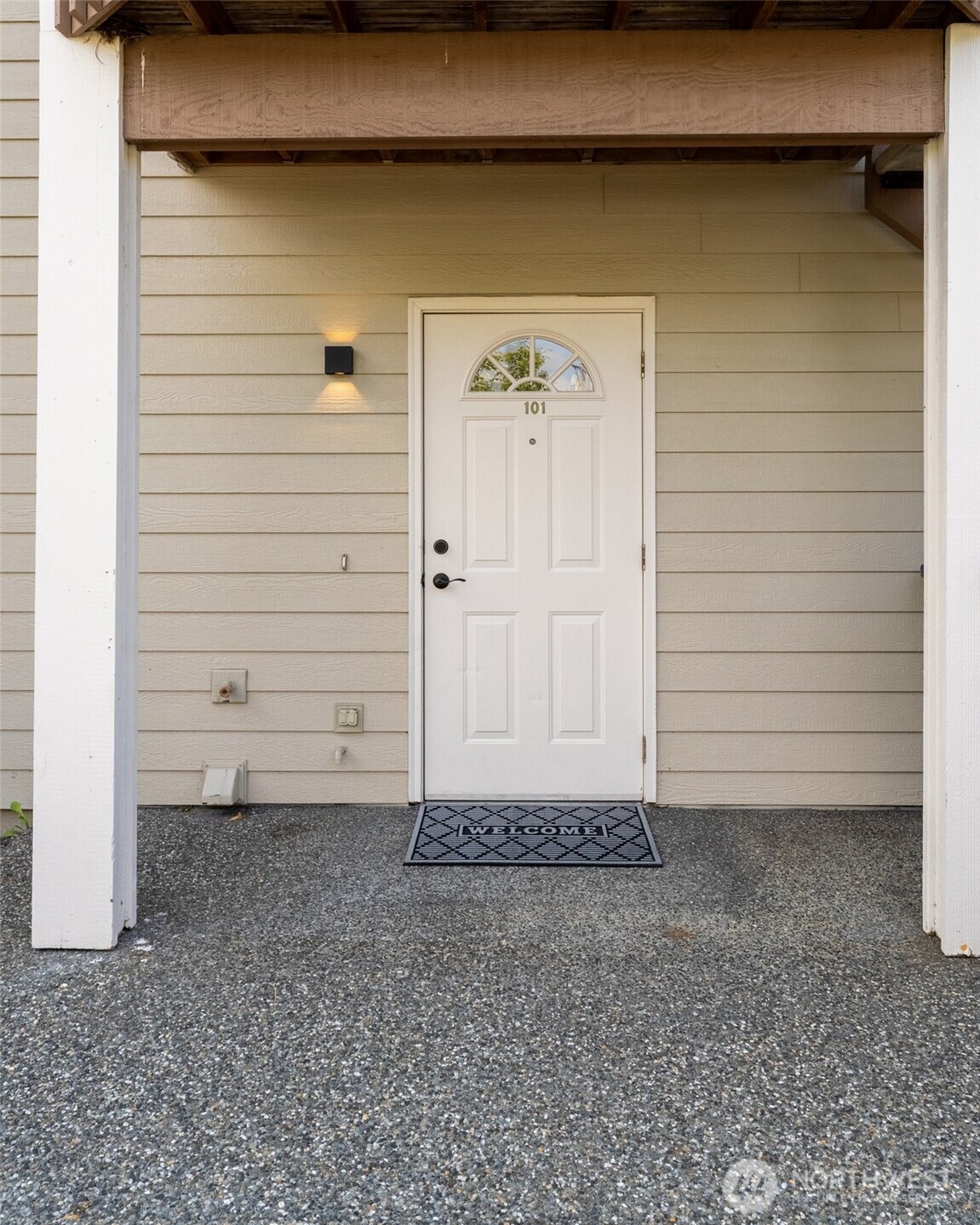3374 Southbend Place Unit: 101