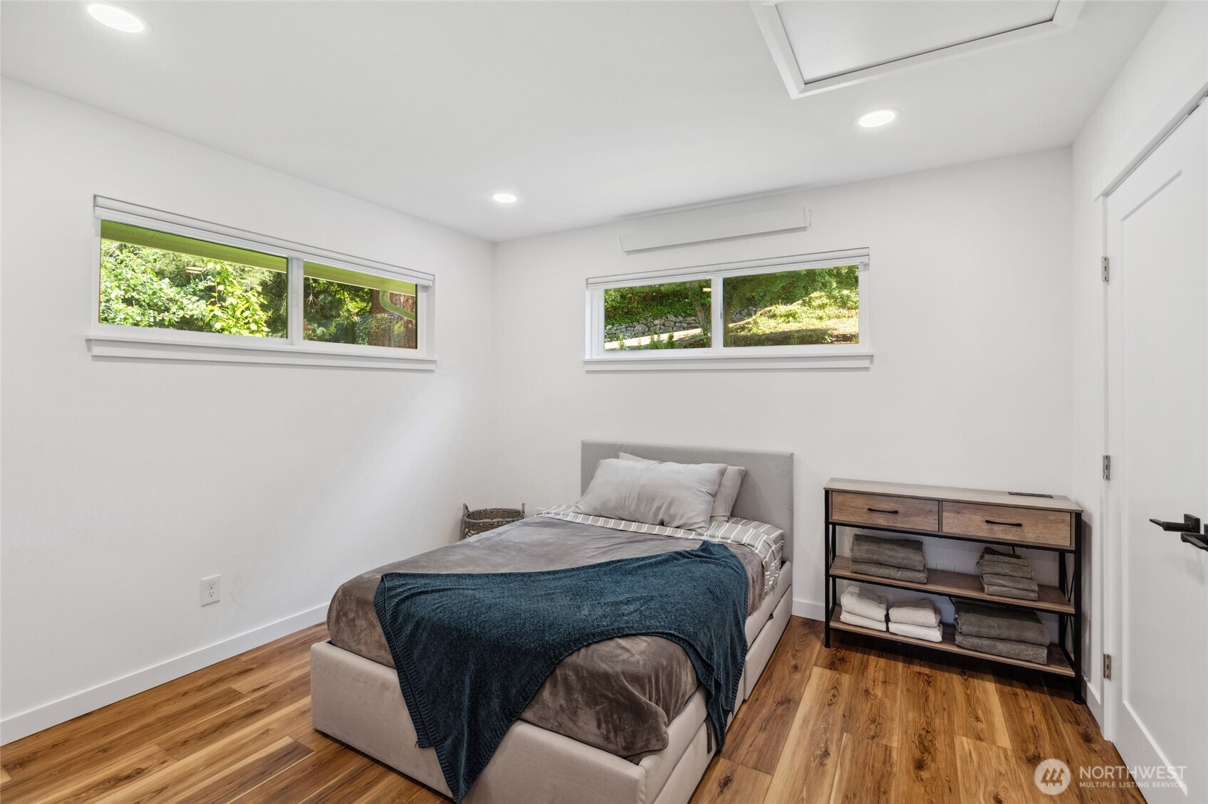 201 S State Street Unit: B