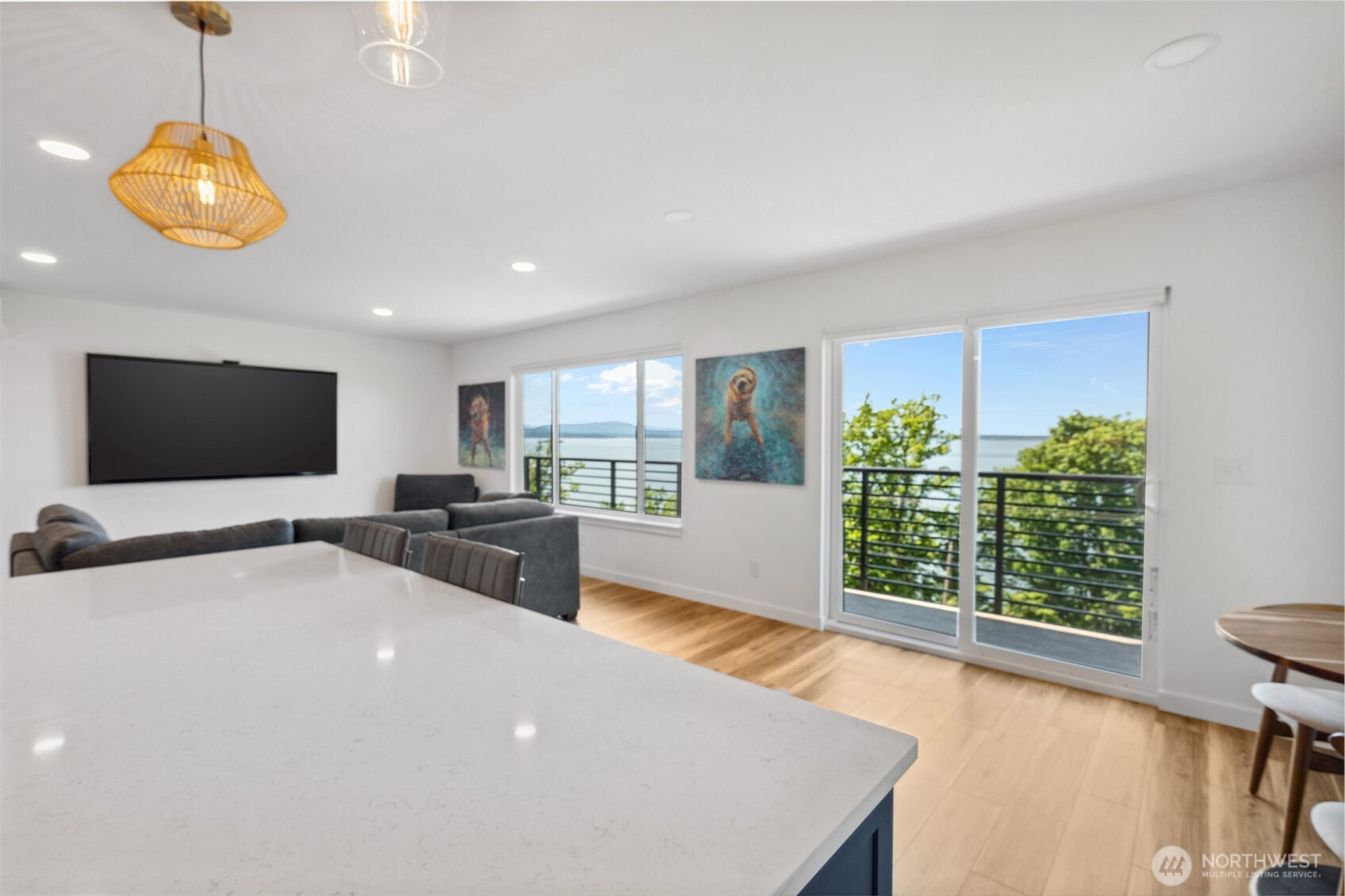 201 S State Street Unit: B