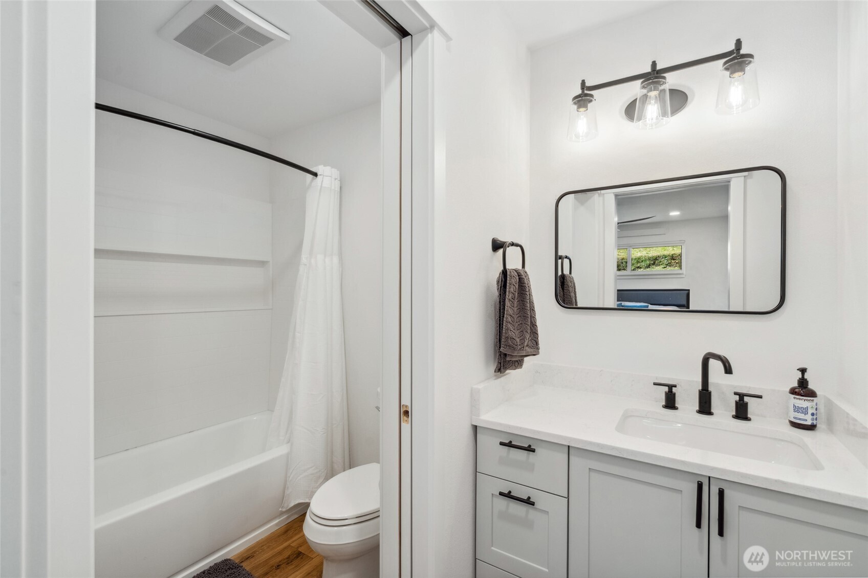 201 S State Street Unit: B