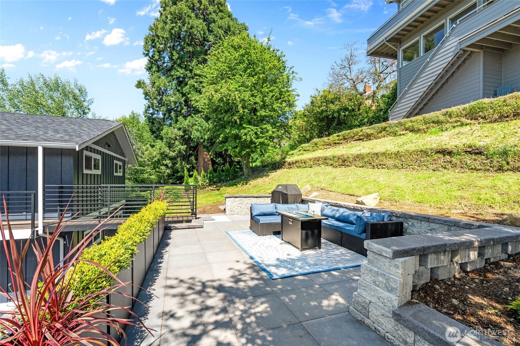 201 S State Street Unit: B