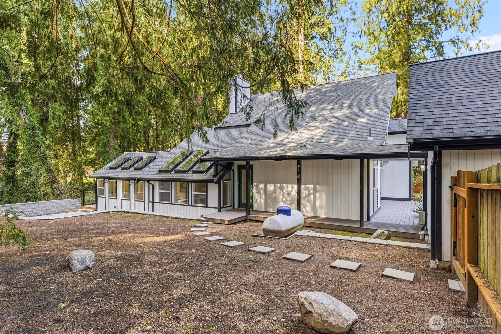 11785 Penny Place NE