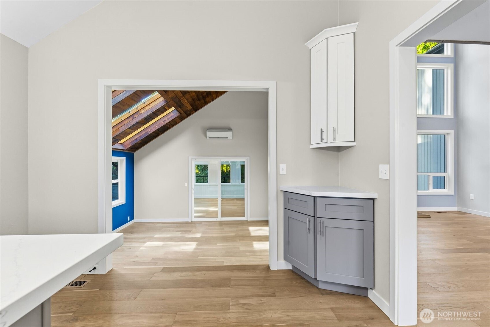 11785 Penny Place NE